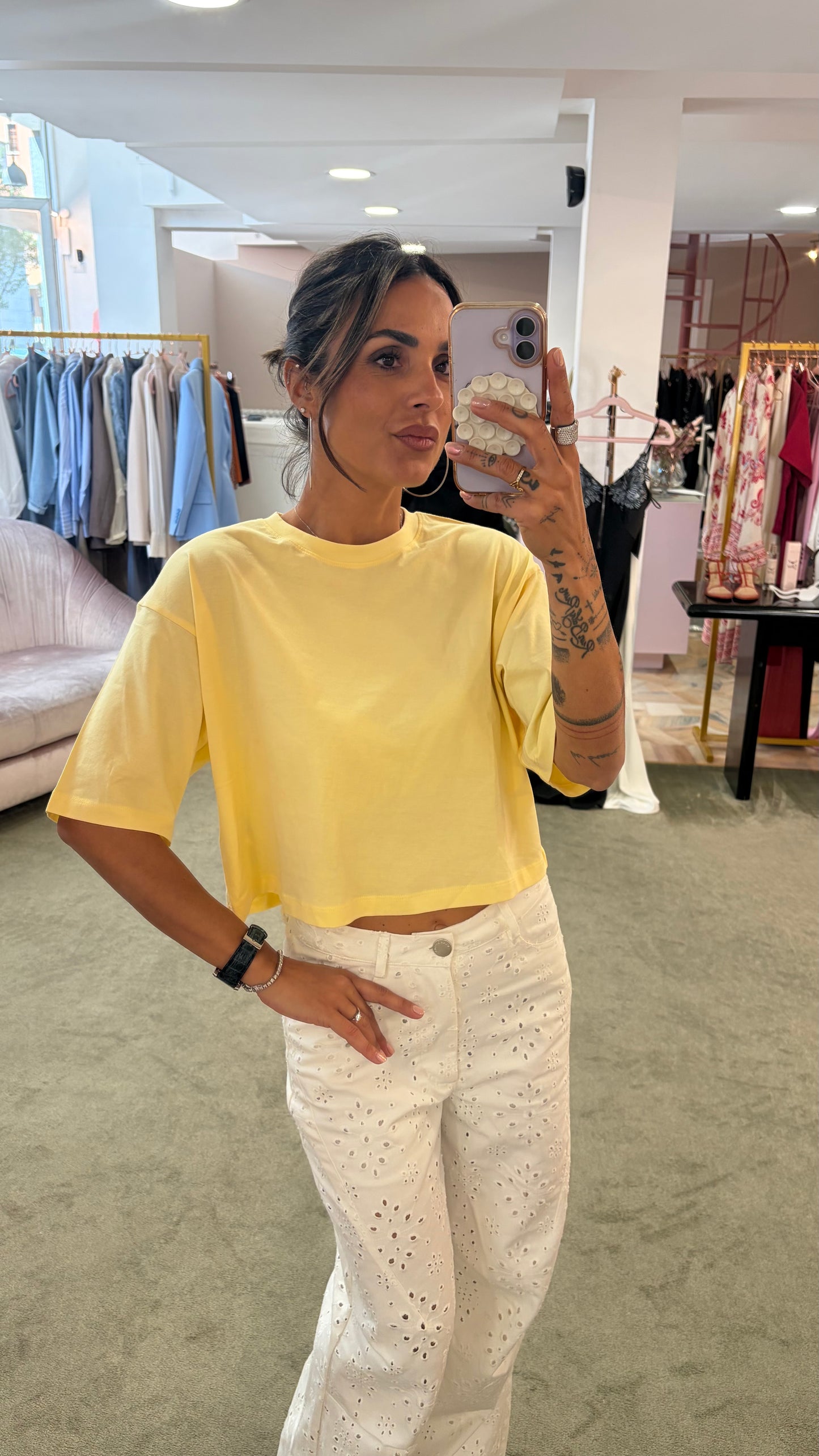 T-shirt crop gialla pastello jx