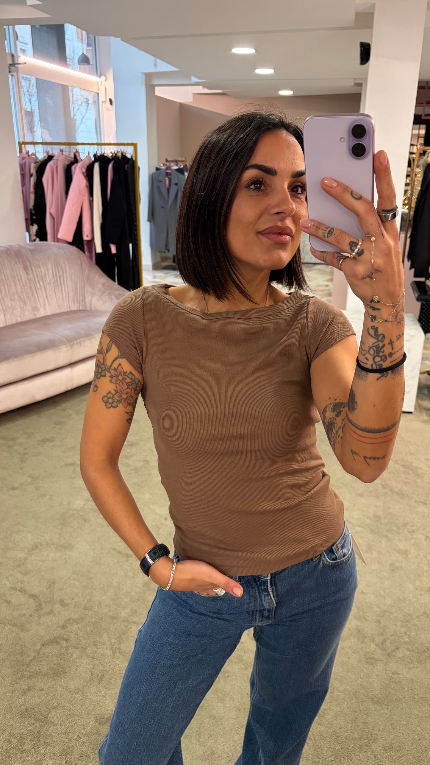 T-shirt fifi nocciola a costine jx