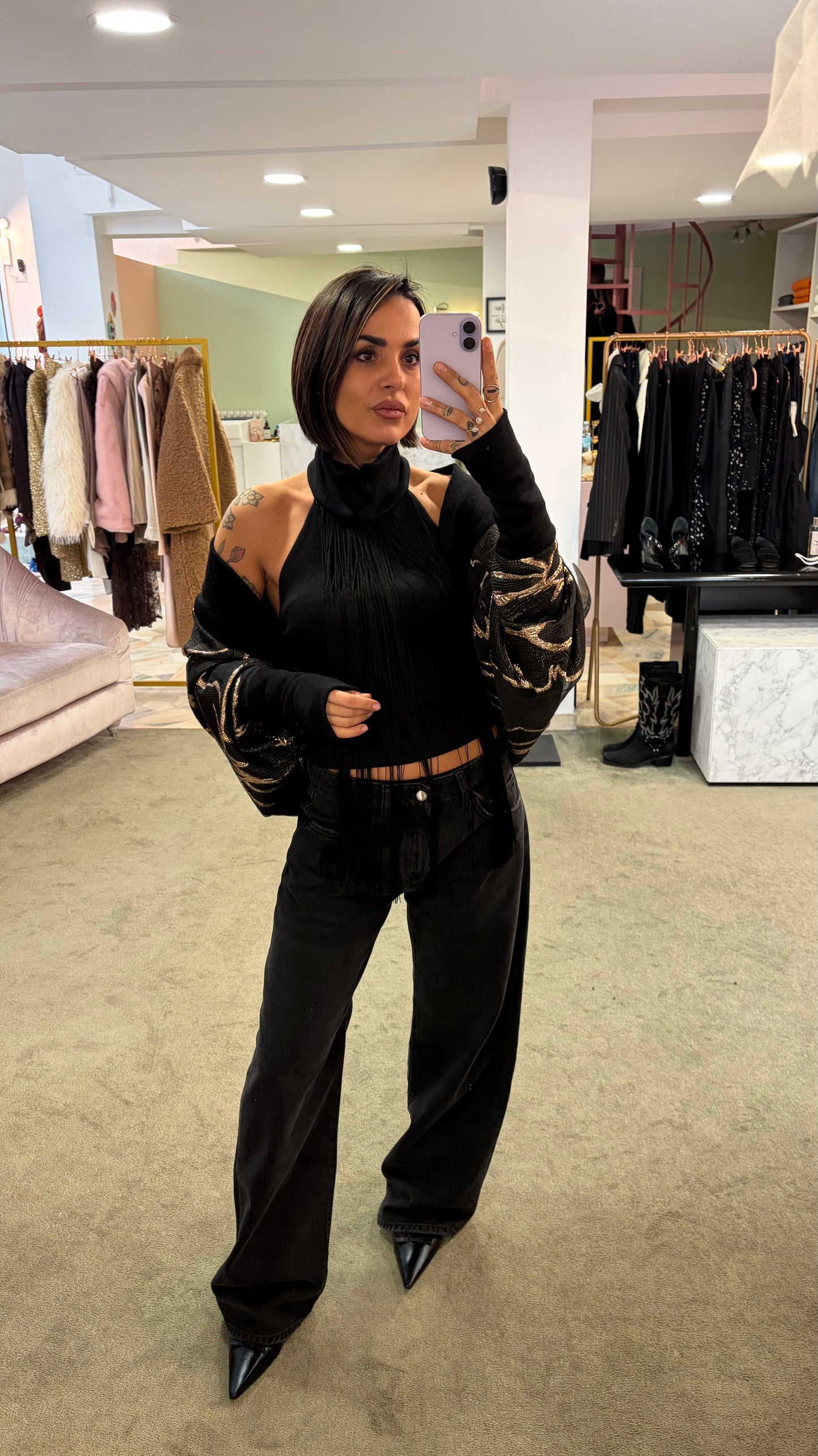 Maxi corprispalle nero con foglie oro mq