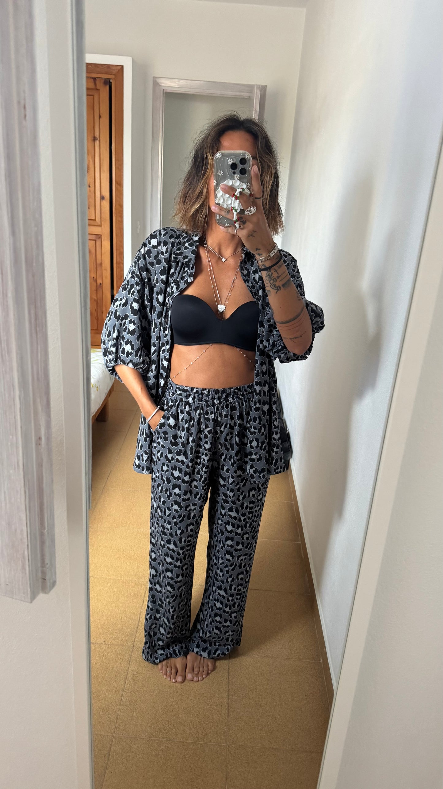 Camicia leopardata grigia sy