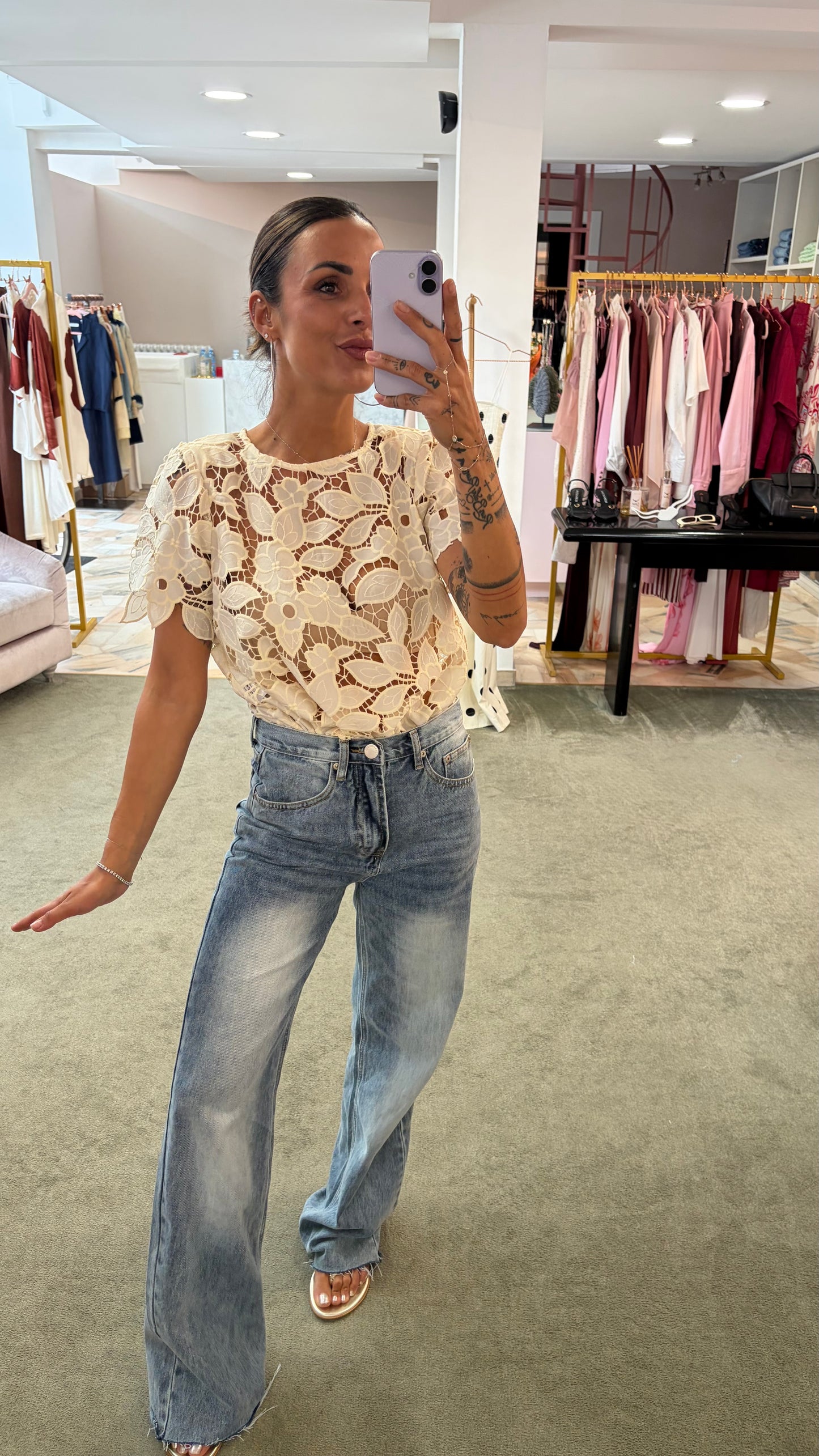 Maglia crema foglie traforata manica corta sy