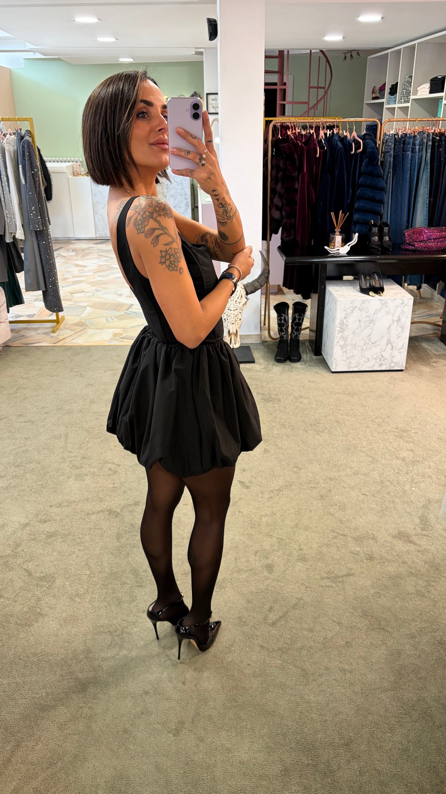 Abito bustino mini nero con gonna baloon gl