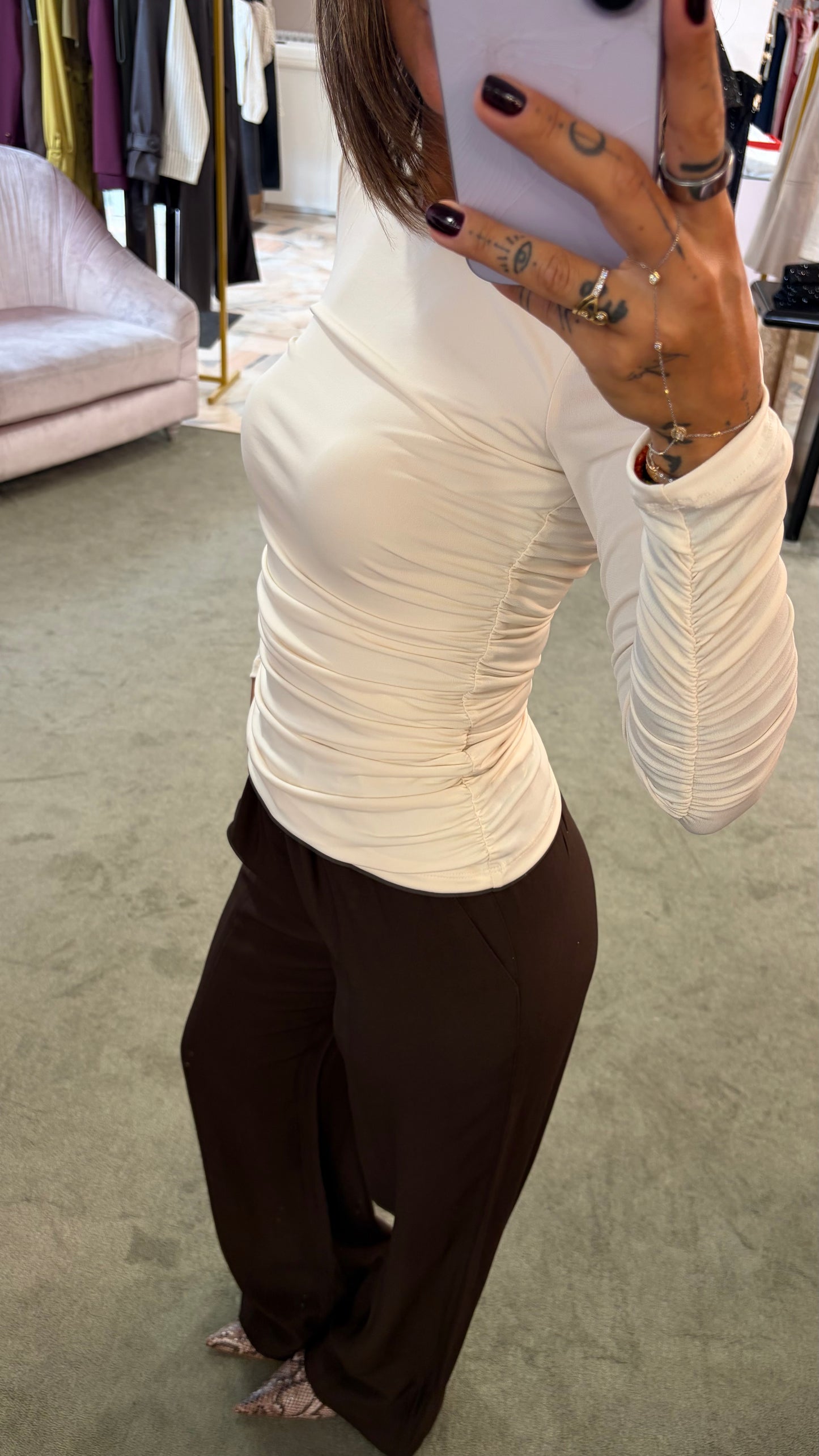 Maglia madelynn panna manica lunga con arricciature aw