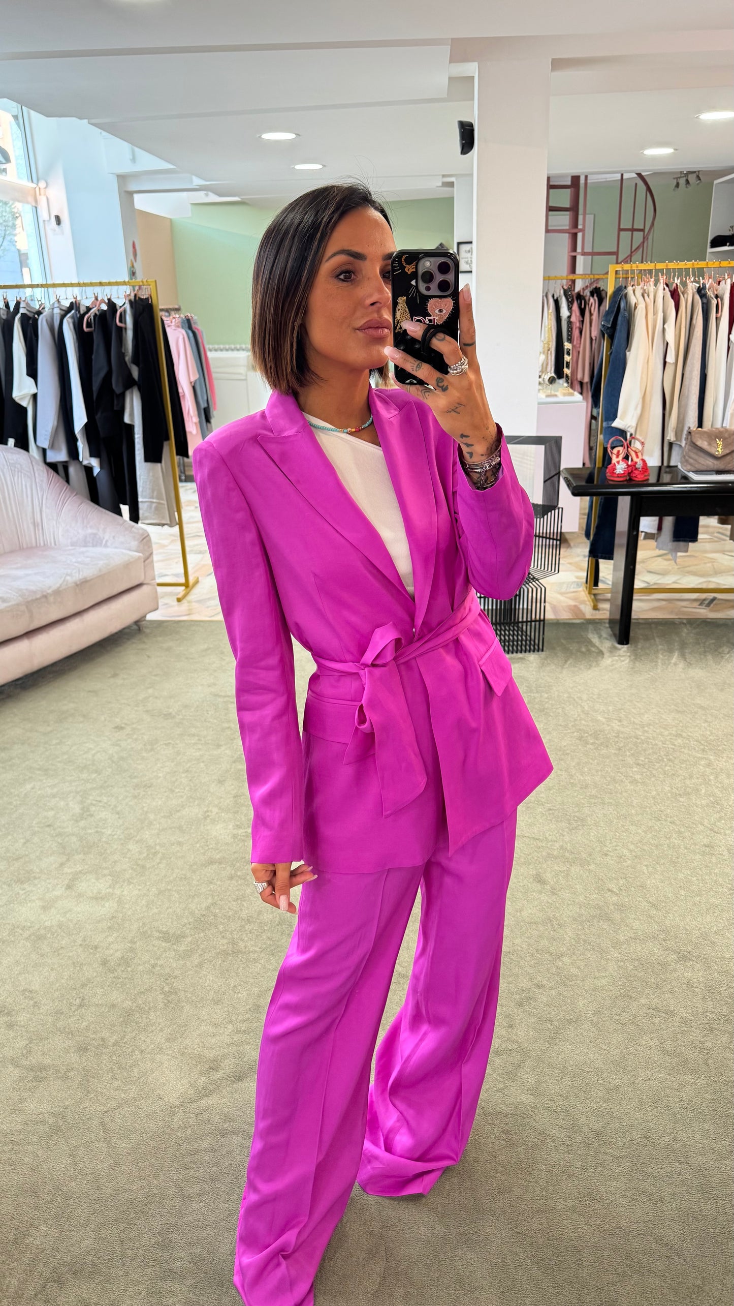 Blazer plume satin con cintura Actualee