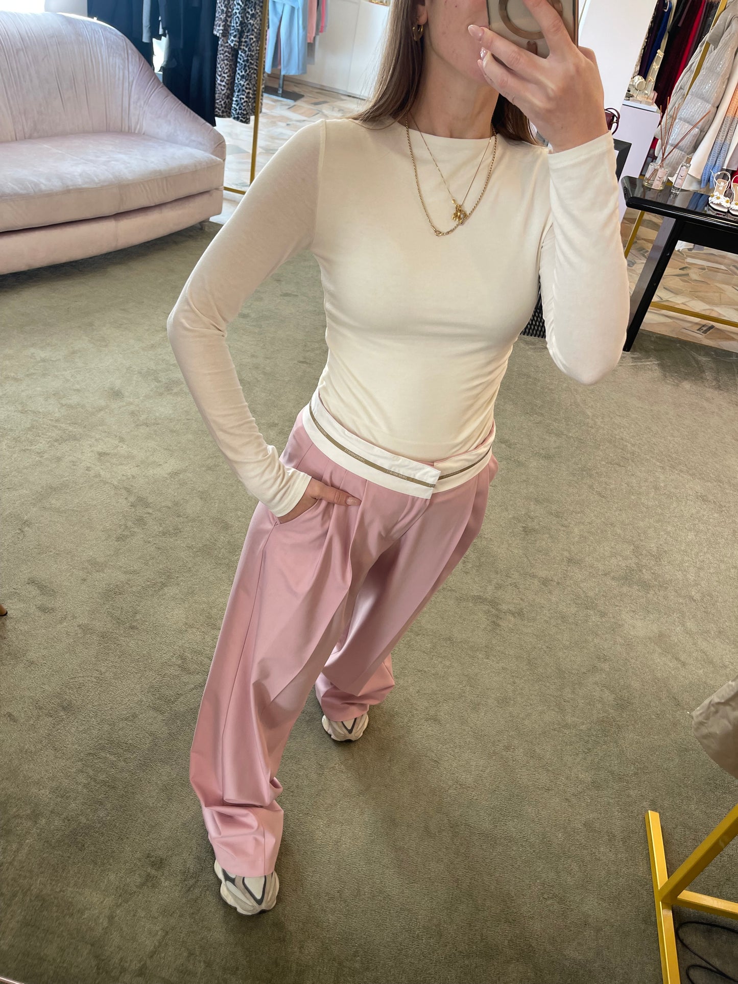 Pantaloni rosa wide leg con risvolto hinnominate