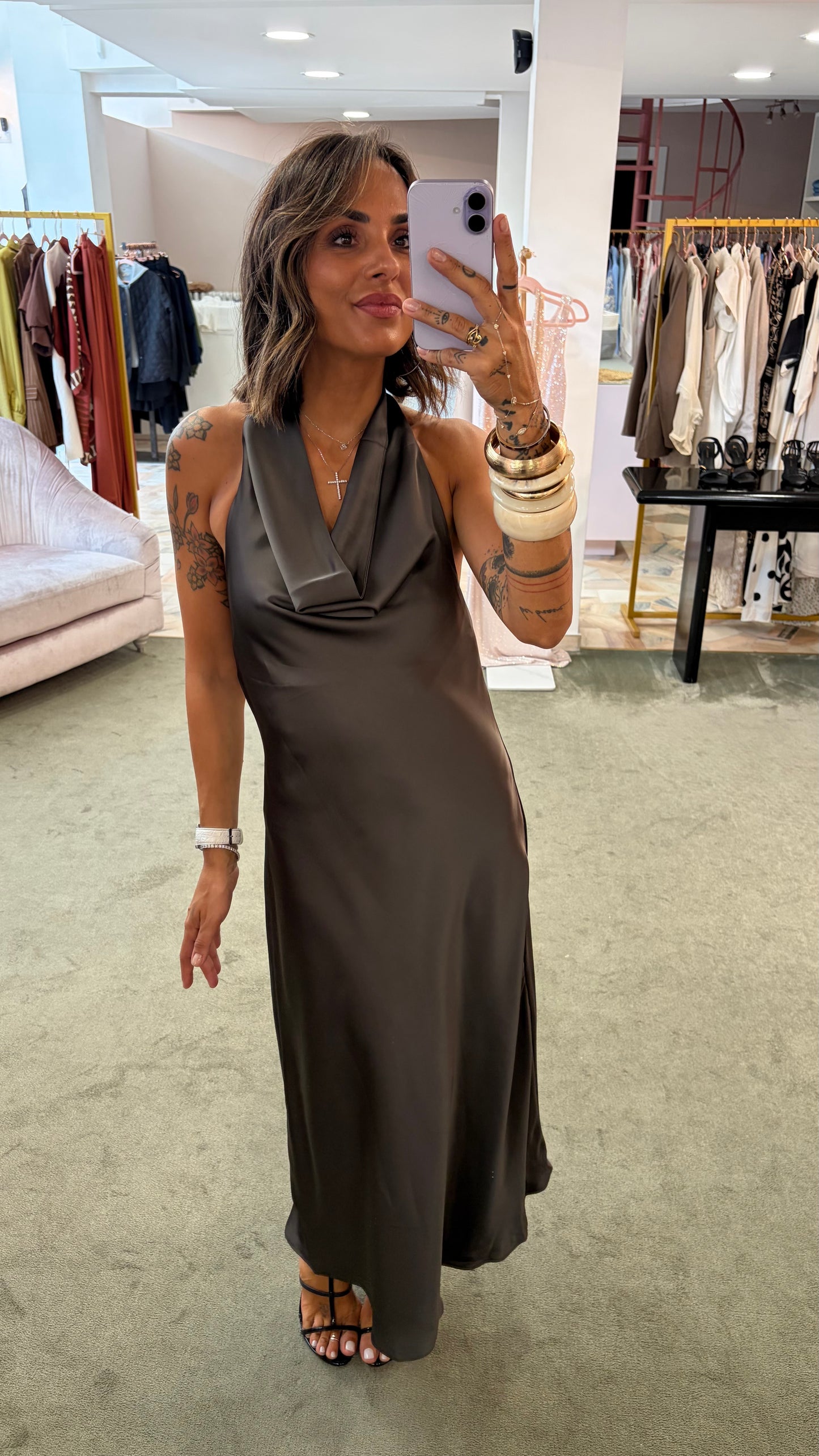 Abito midi asfalto in satin schiena nuda gl