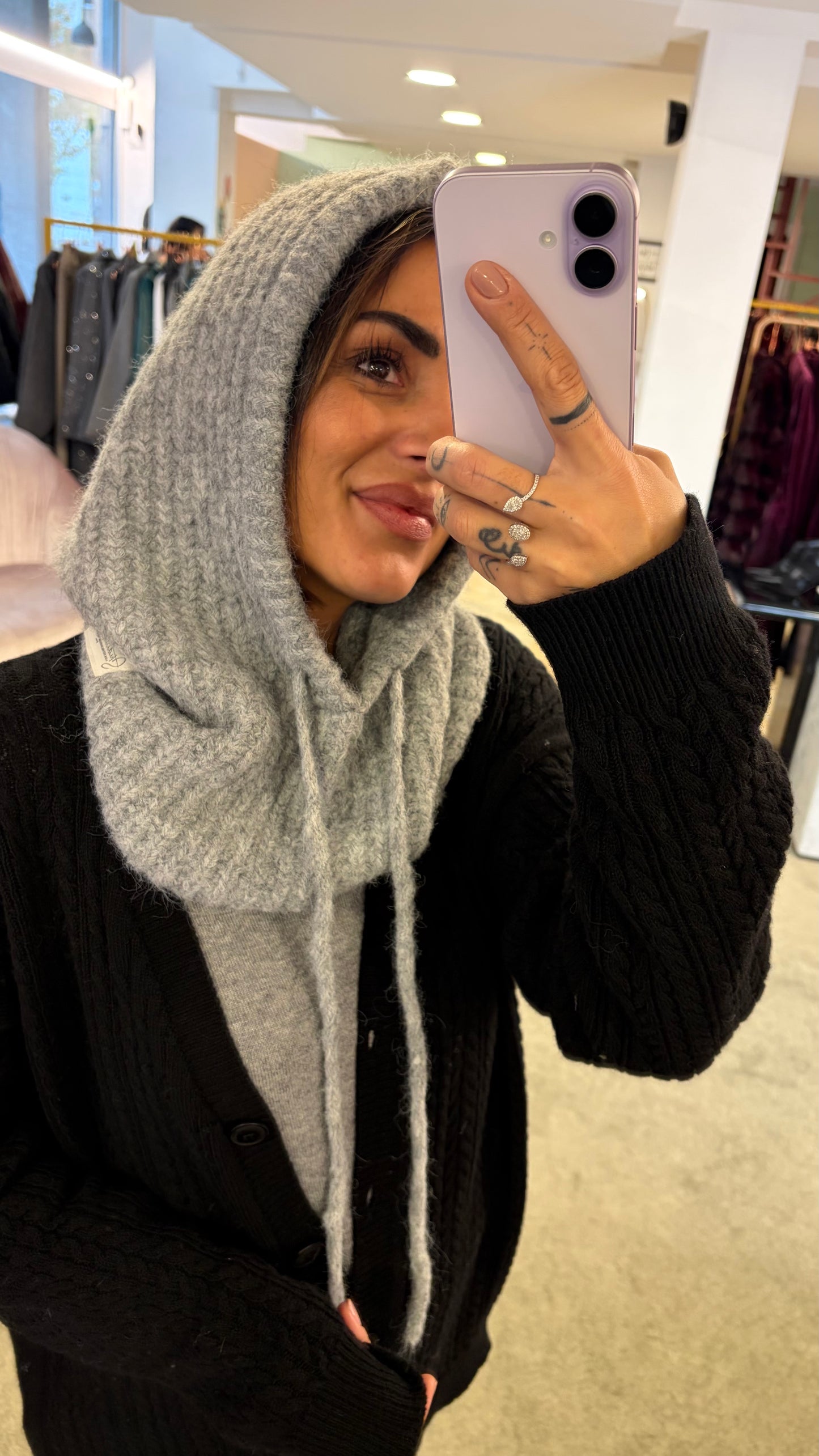 Balaclava grigio a costine