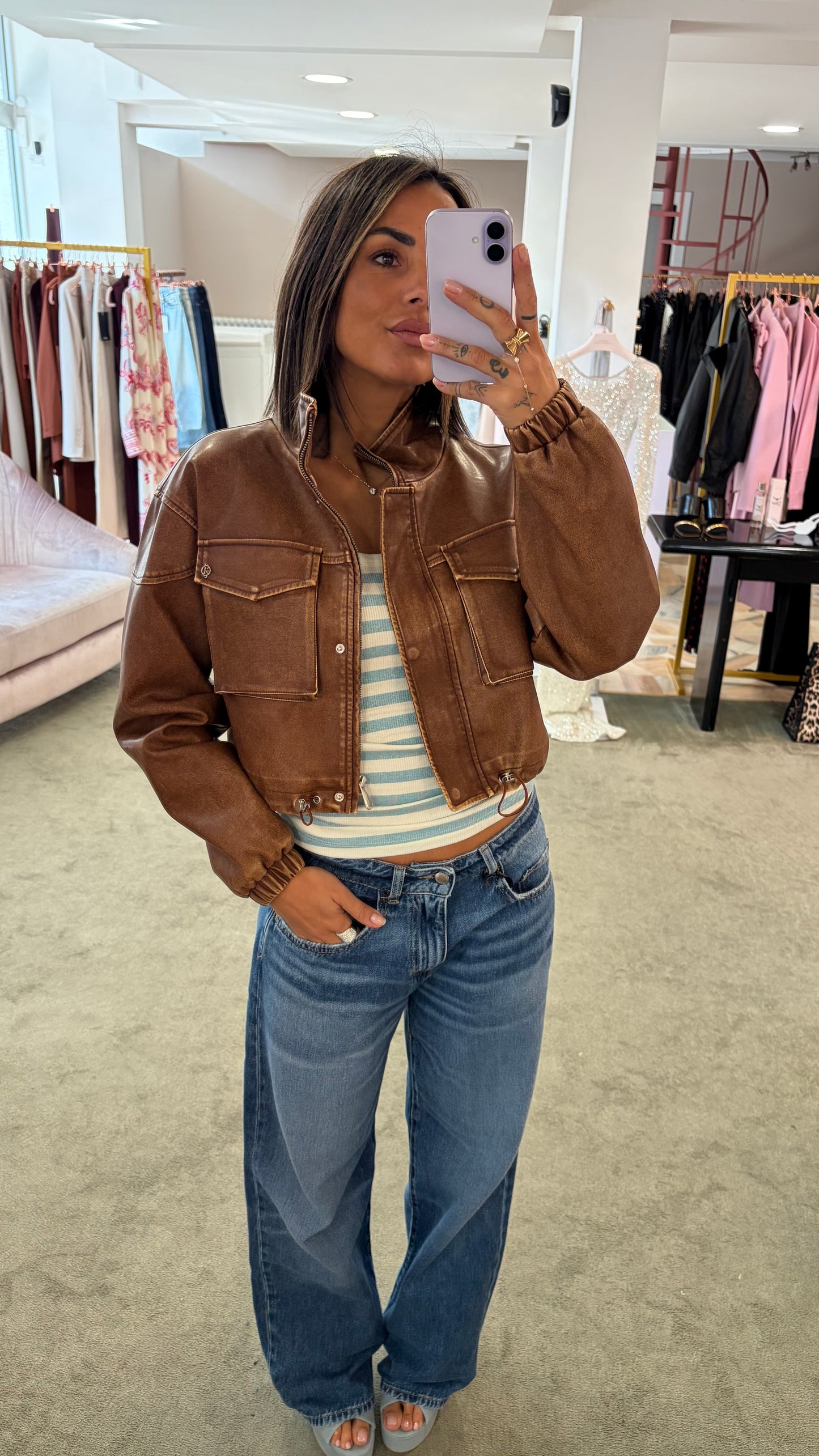 Giacca crop ecopelle marrone chiaro effetto vintage glp