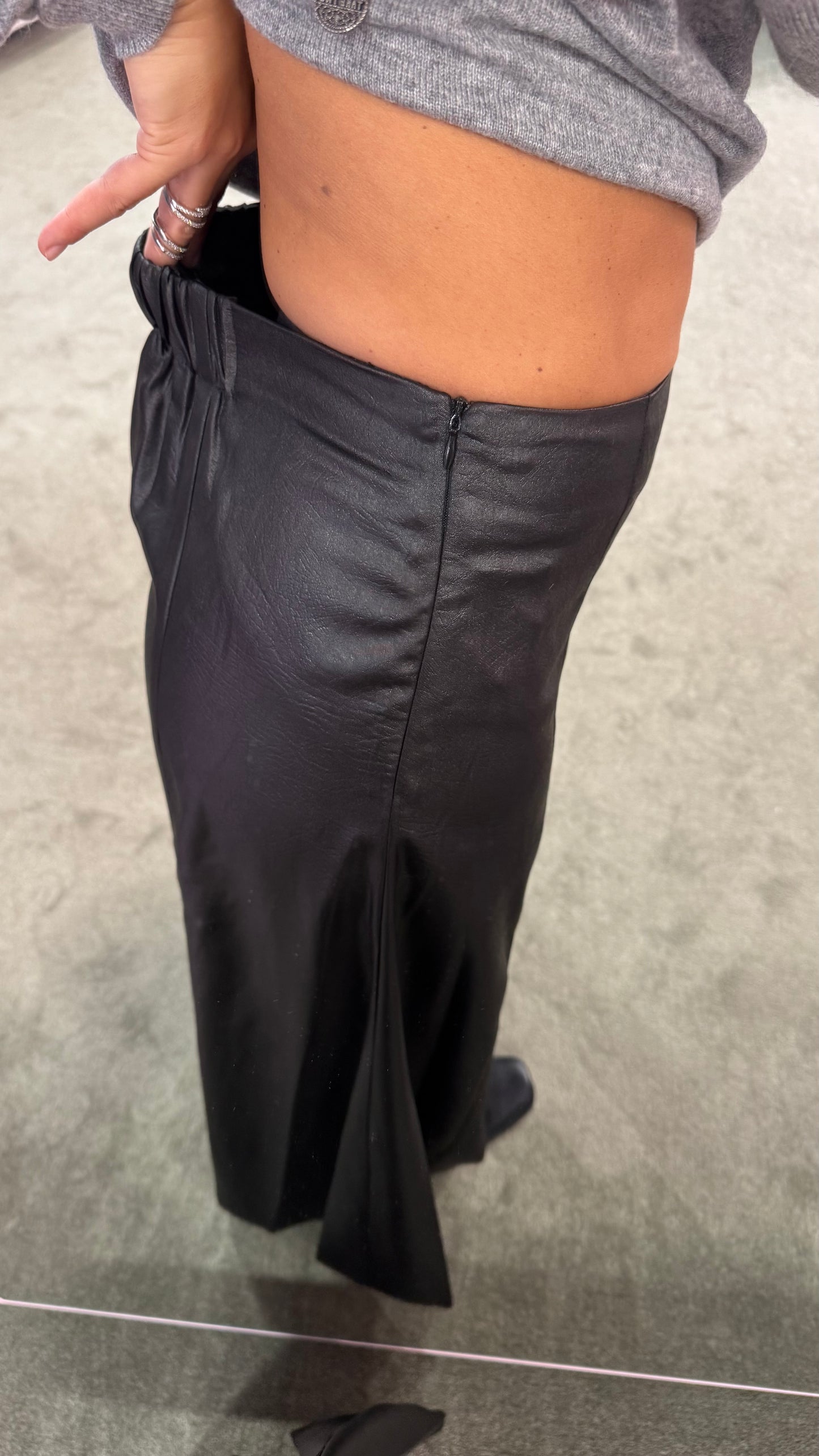 Pantaloni wide leg effetto pelle ay