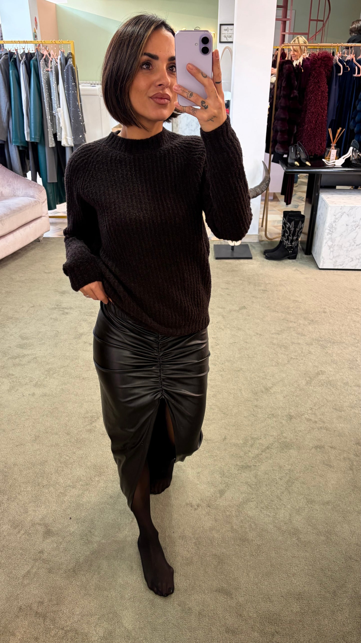 Maglione girocollo marrone cioccolato a costine Irish