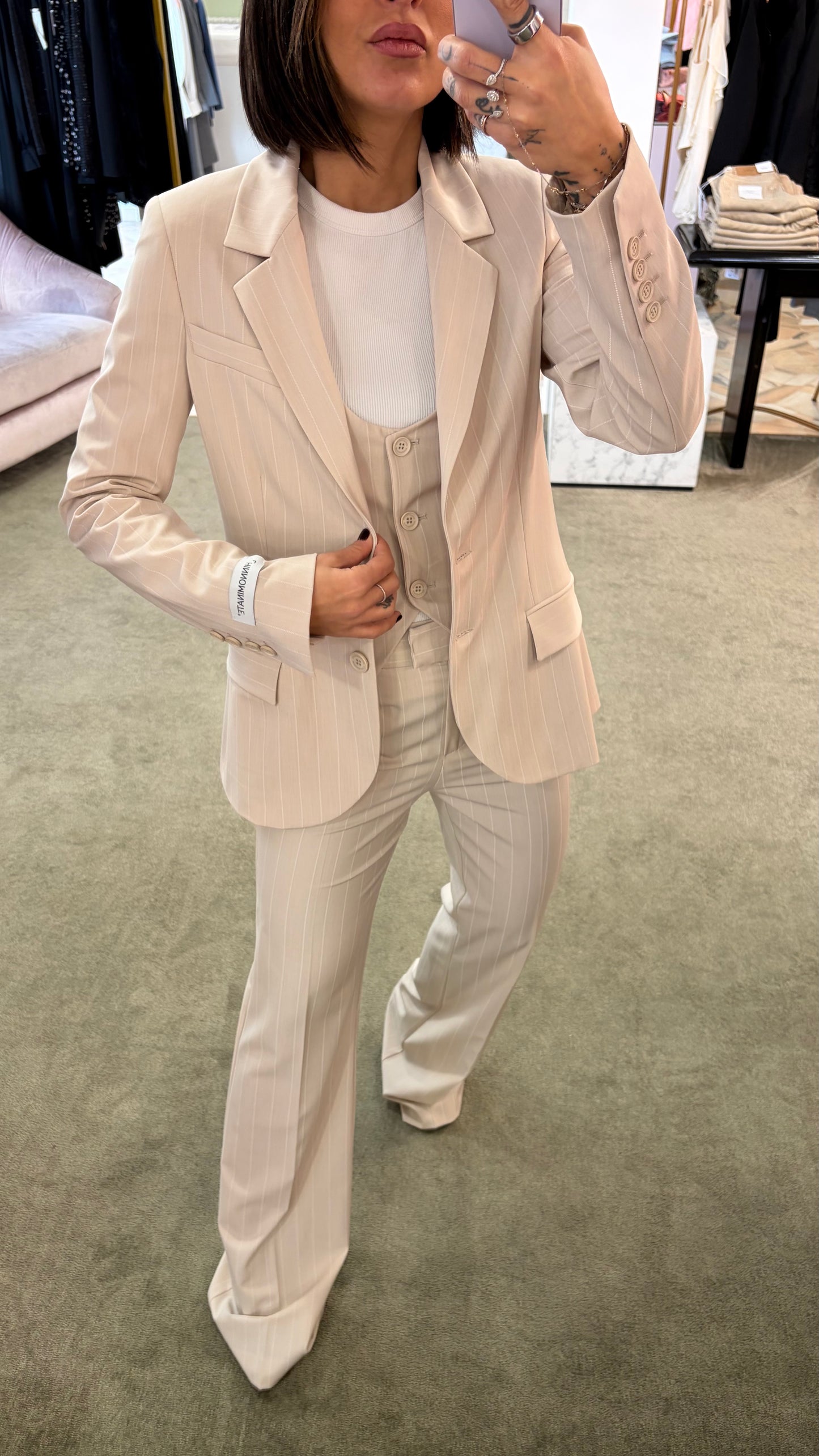 Blazer monopetto beige Hinnominate gessato