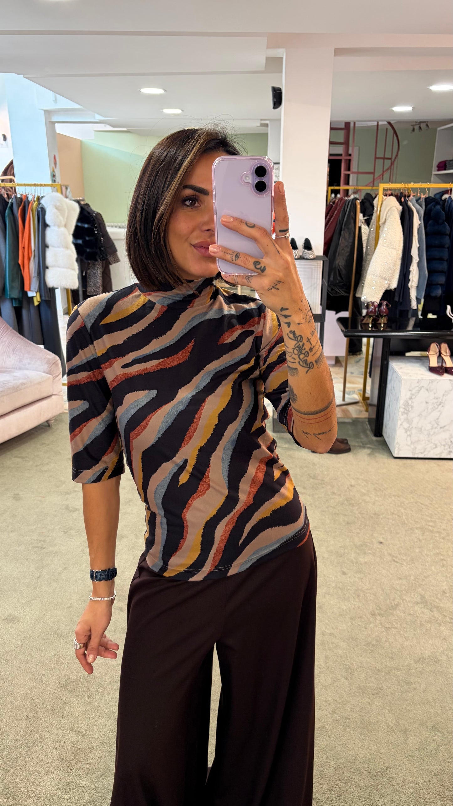 Maglia zebrata multicolor lupetto maniche corte ay