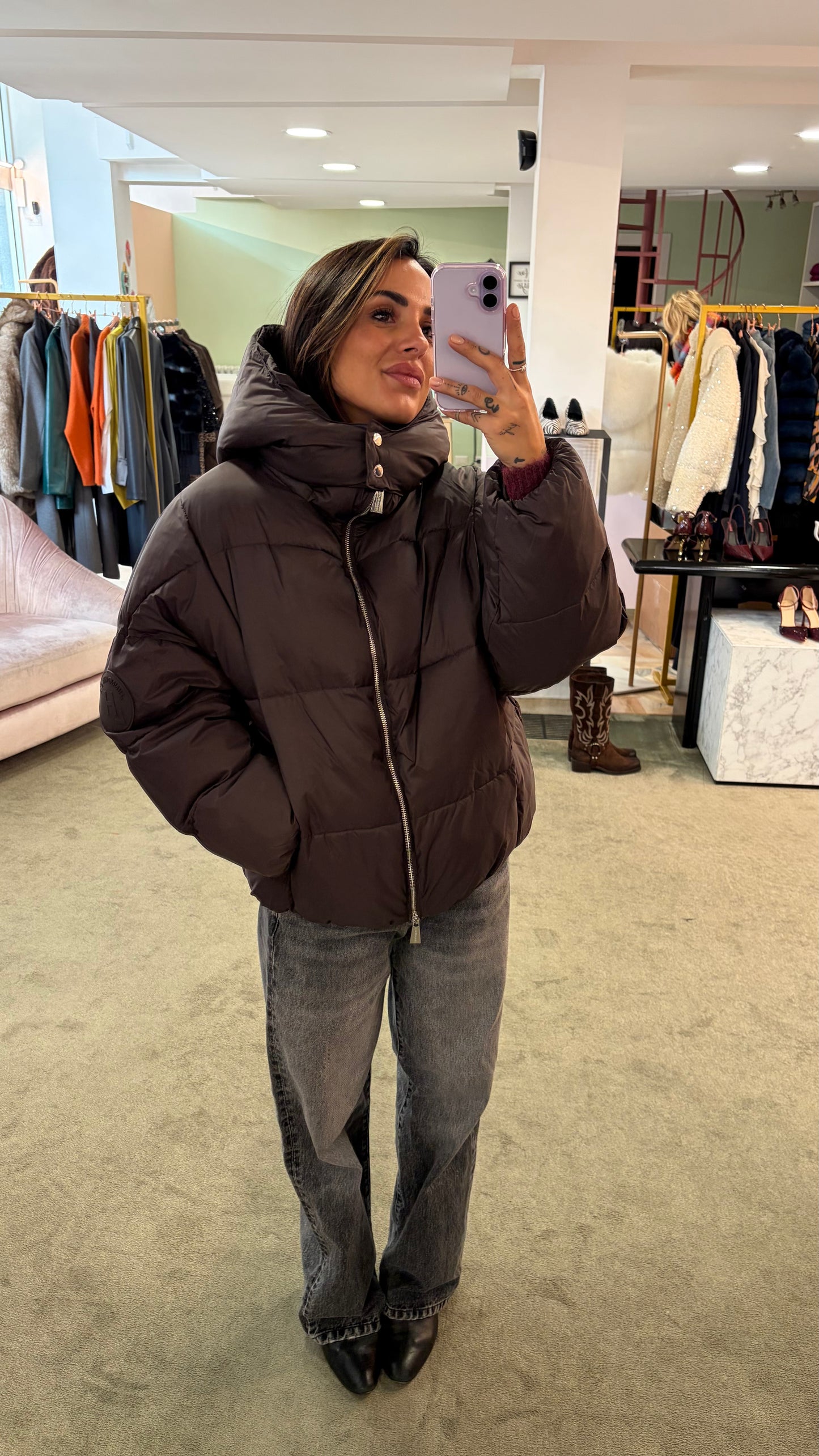 Piumino marrone testa di moro over con cappuccio Hinnominate