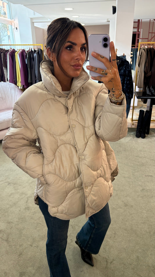 Piumino stella beige trapuntato jx