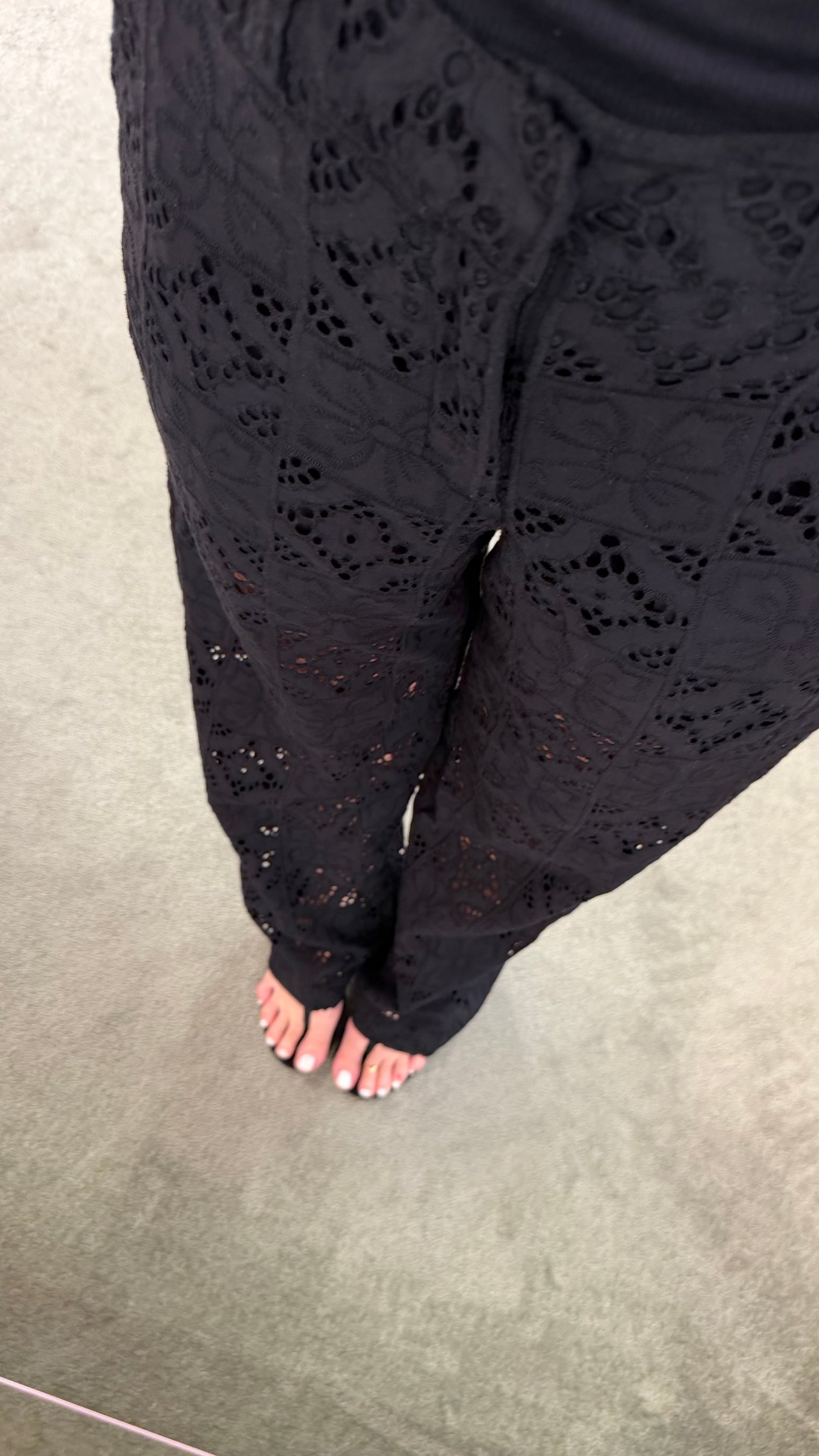 Pantaloni neri in sangallo jx