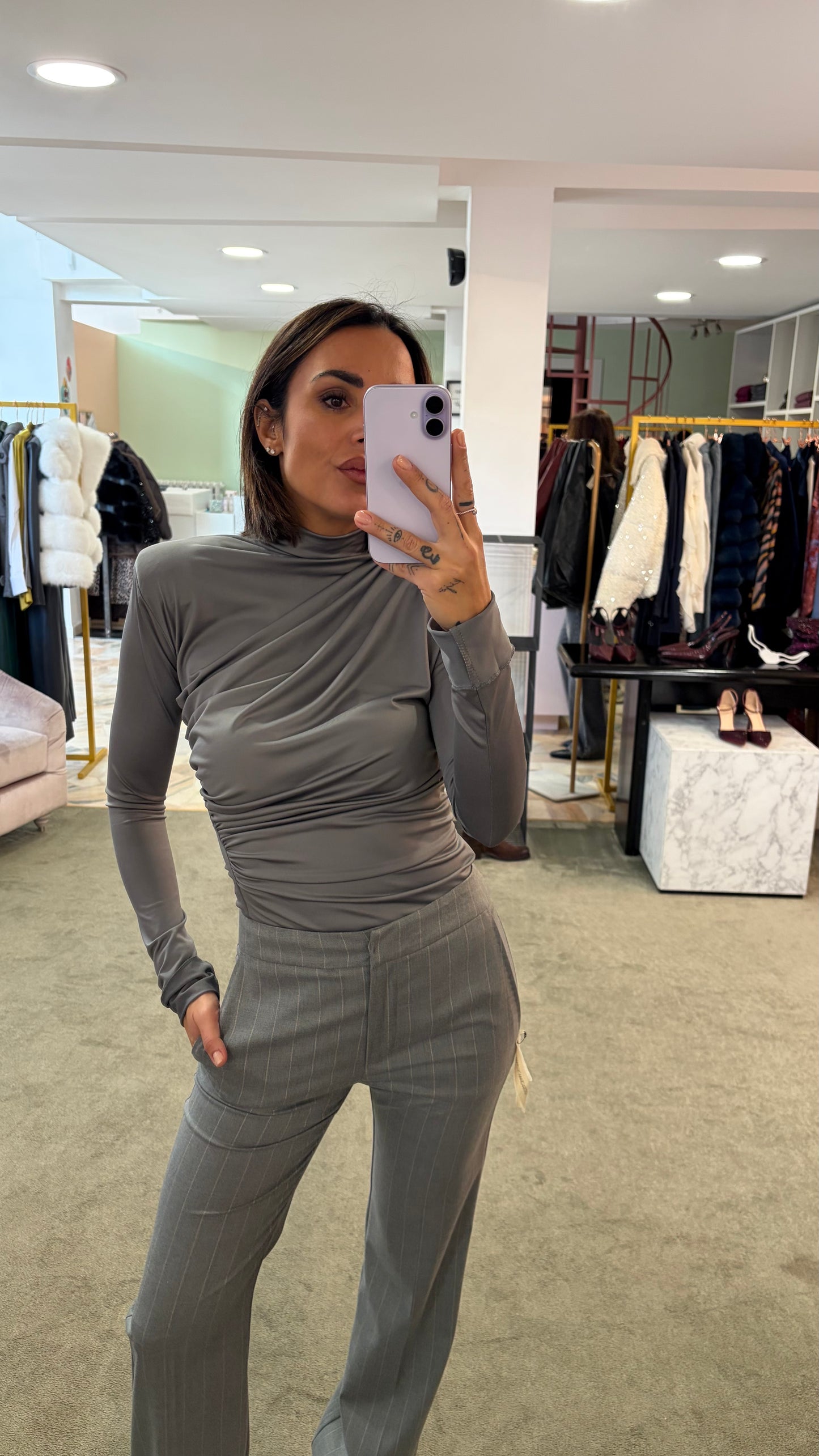 Pantaloni grigi gessatI MAR DE MARGARITAS