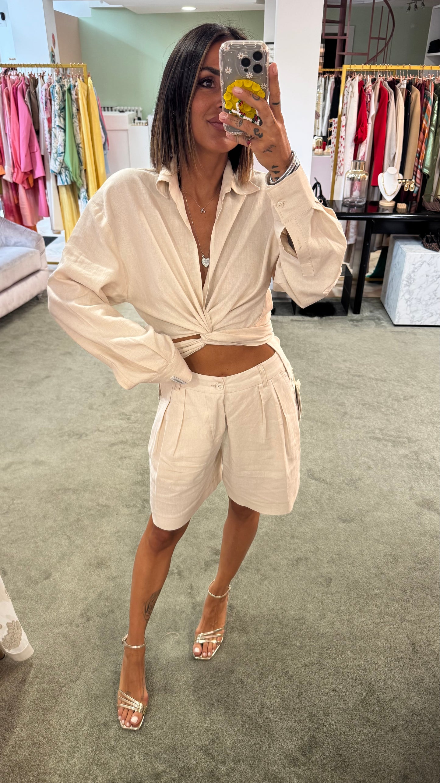 Camicia beige ecru con nodo hinnominate
