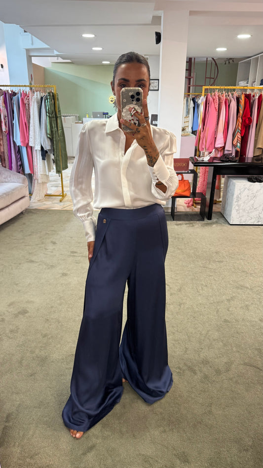 Pantaloni blu in satin con spacchi laterali fr