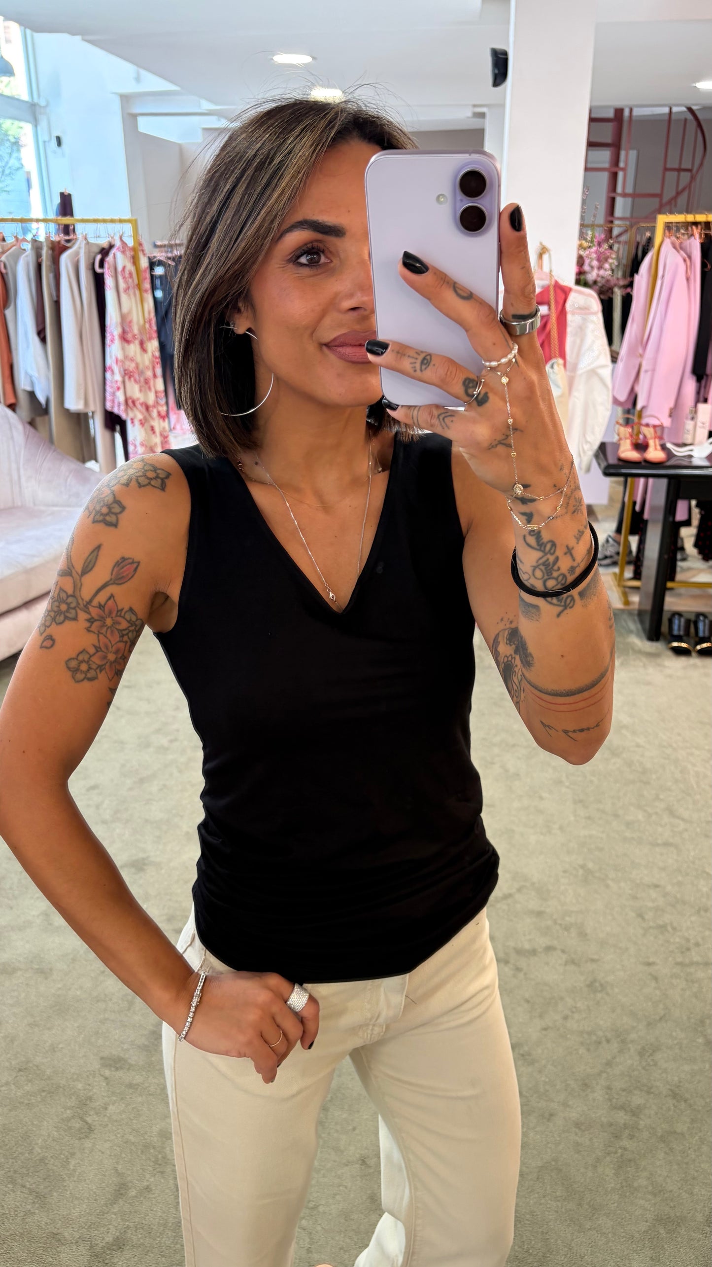 Canotta nera scollo a v sy