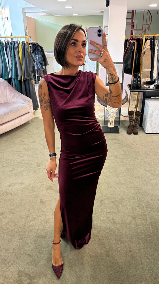 Abito lungo bordeaux in velluto con spacco Don't@Me