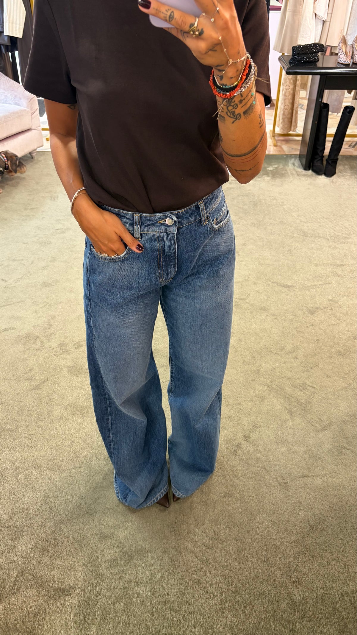 T-shirt regular naima marrone aw