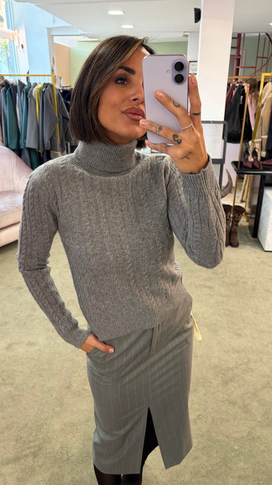 Dolcevita grigio a trecce fr