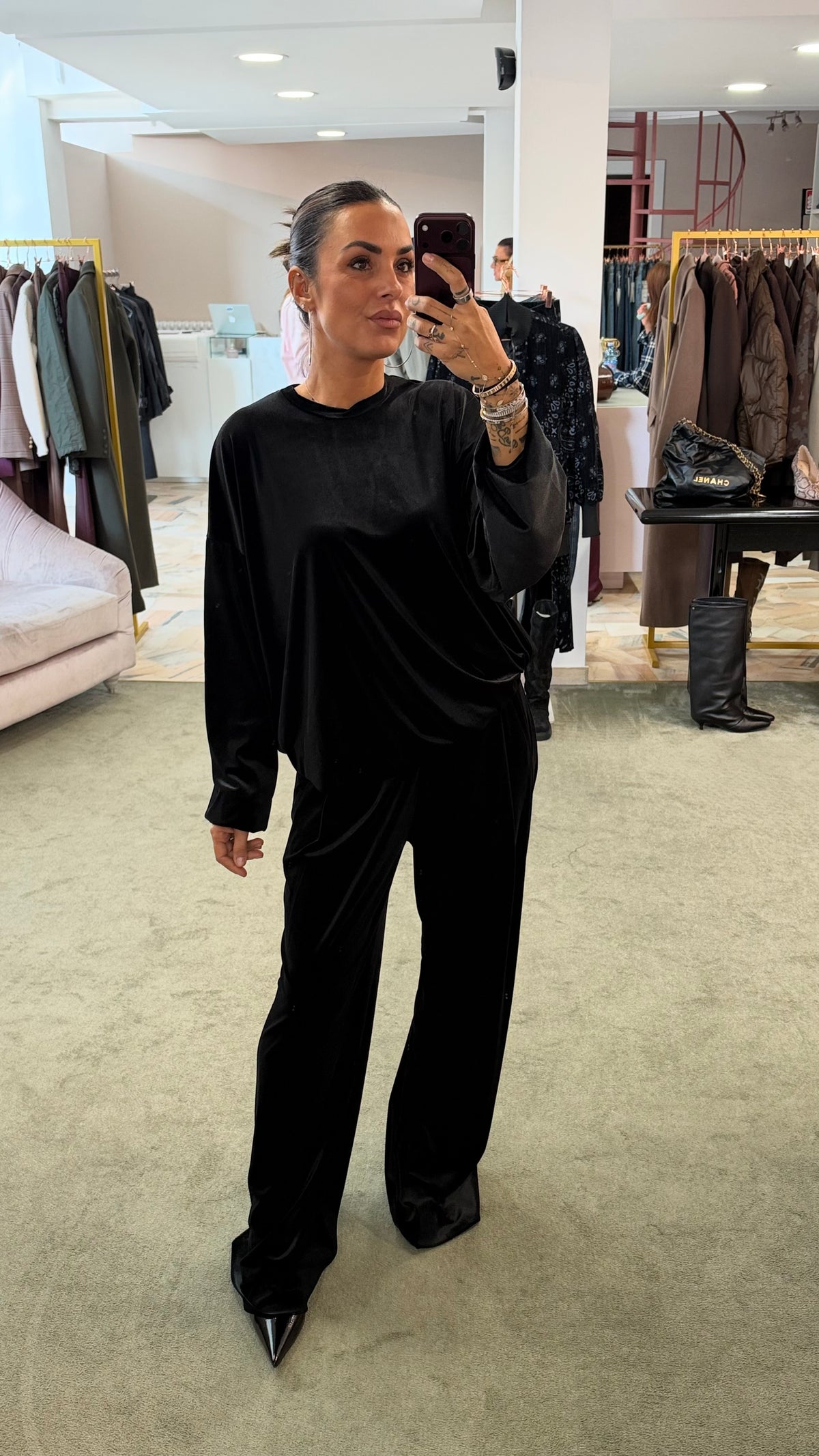Pantaloni neri dritti in velluto Don't@Me