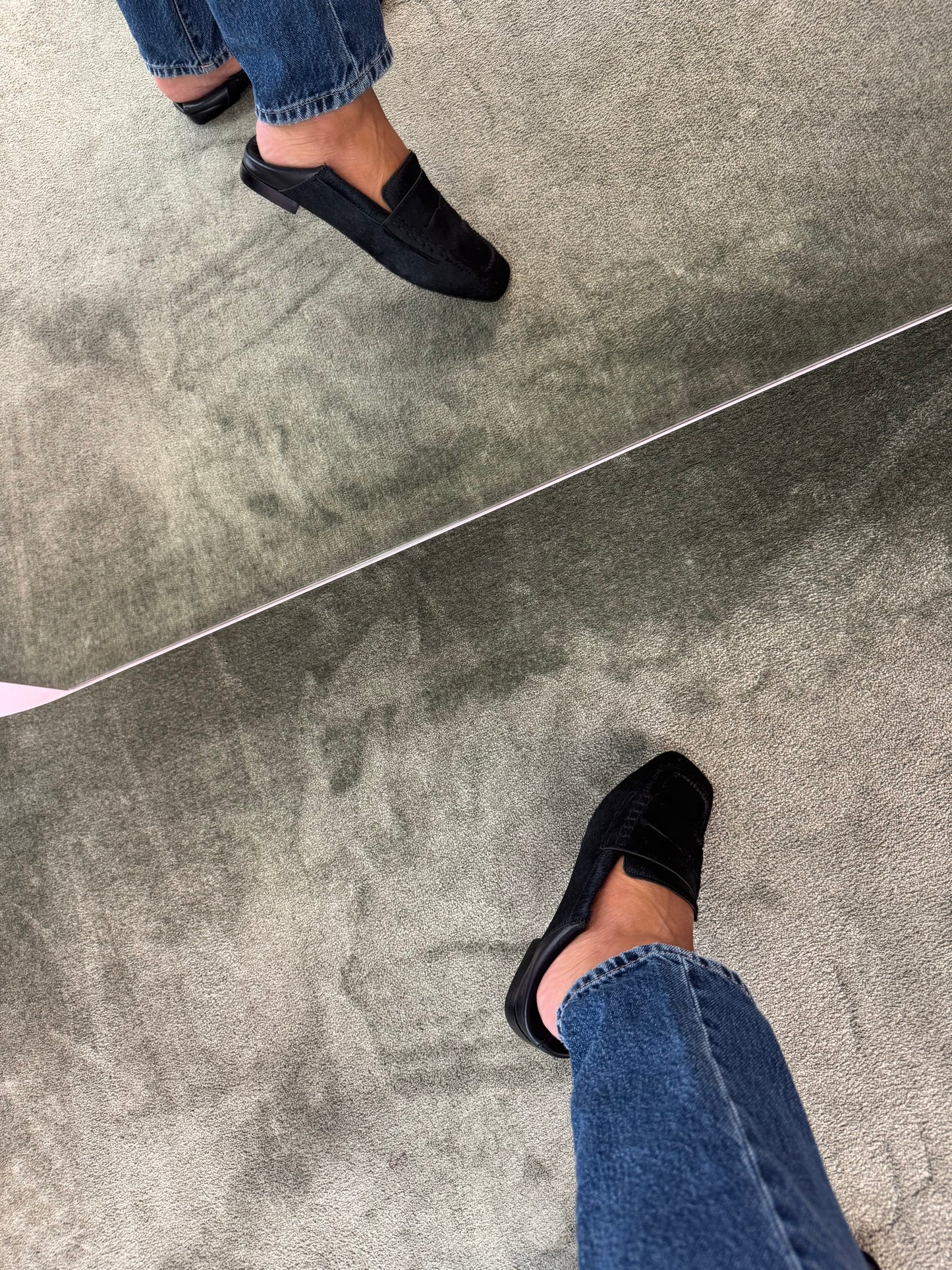 Mocassino nero in cavallino