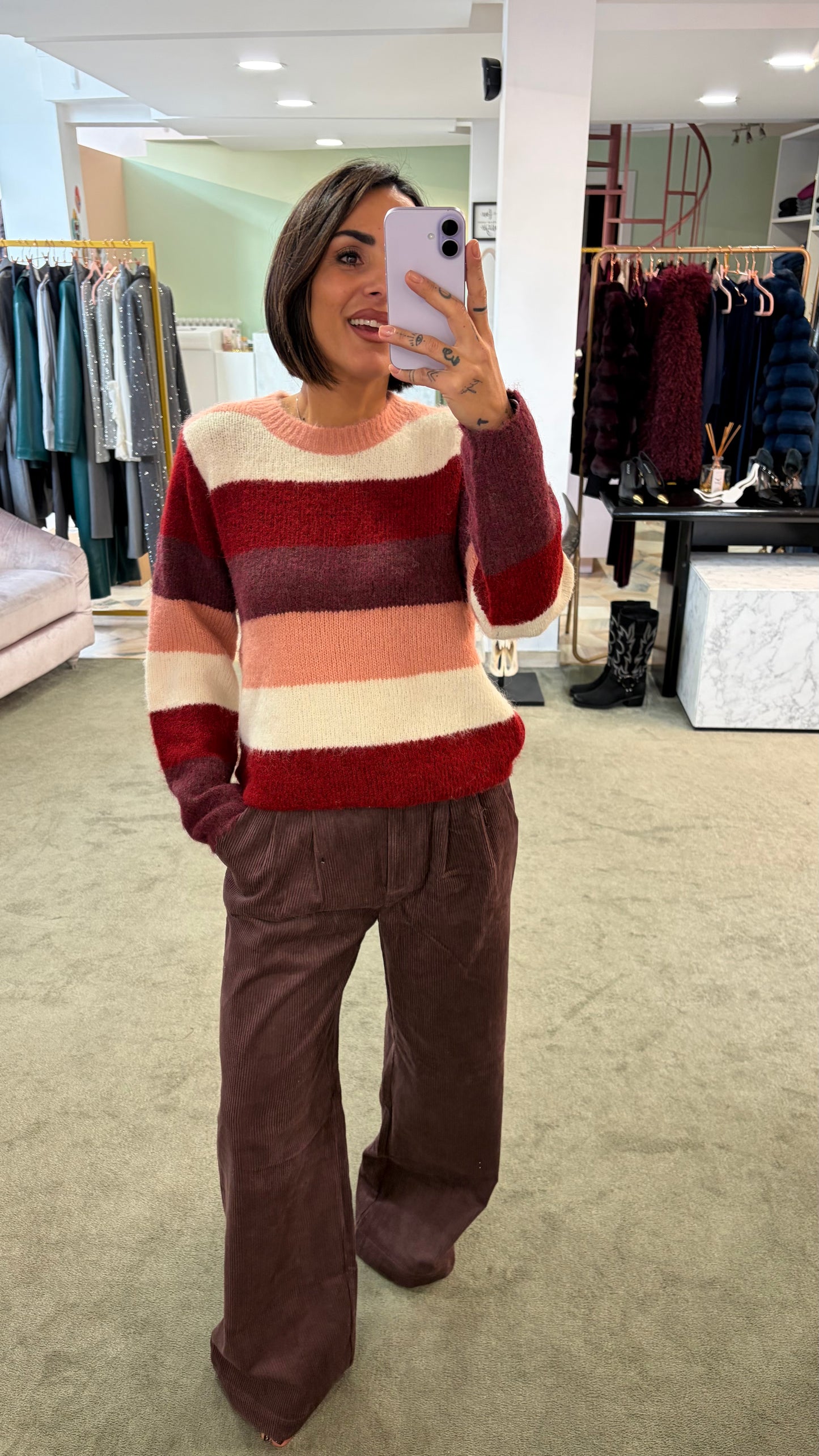 Pantaloni prugna a costine in velluto gl