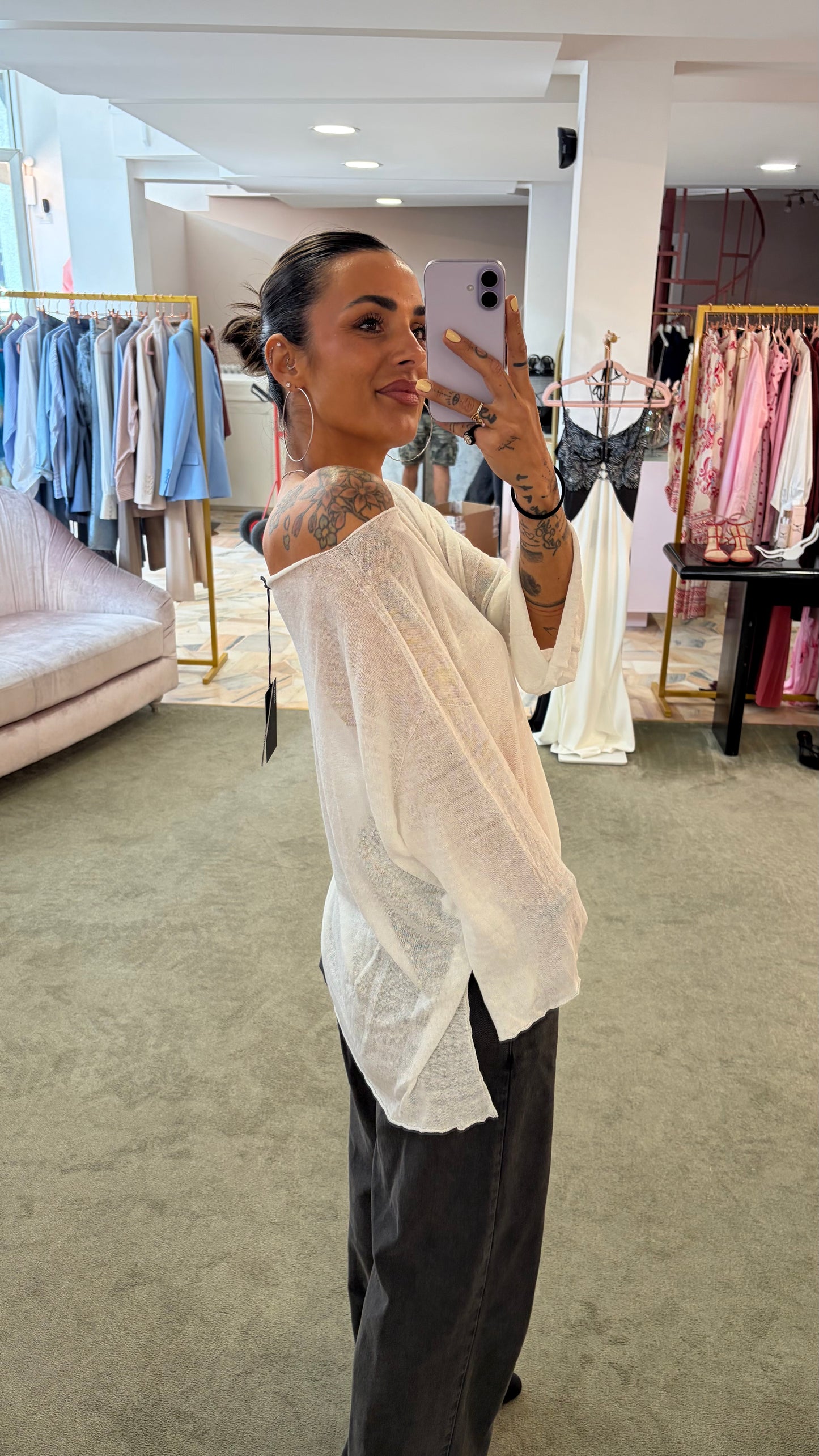 Maglia bianca scollo a barca in lino fy