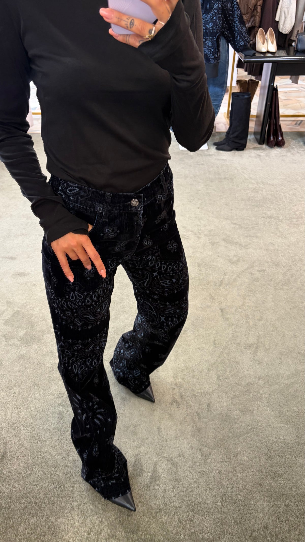 Pantaloni neri bandana straight in velluto Don't@Me