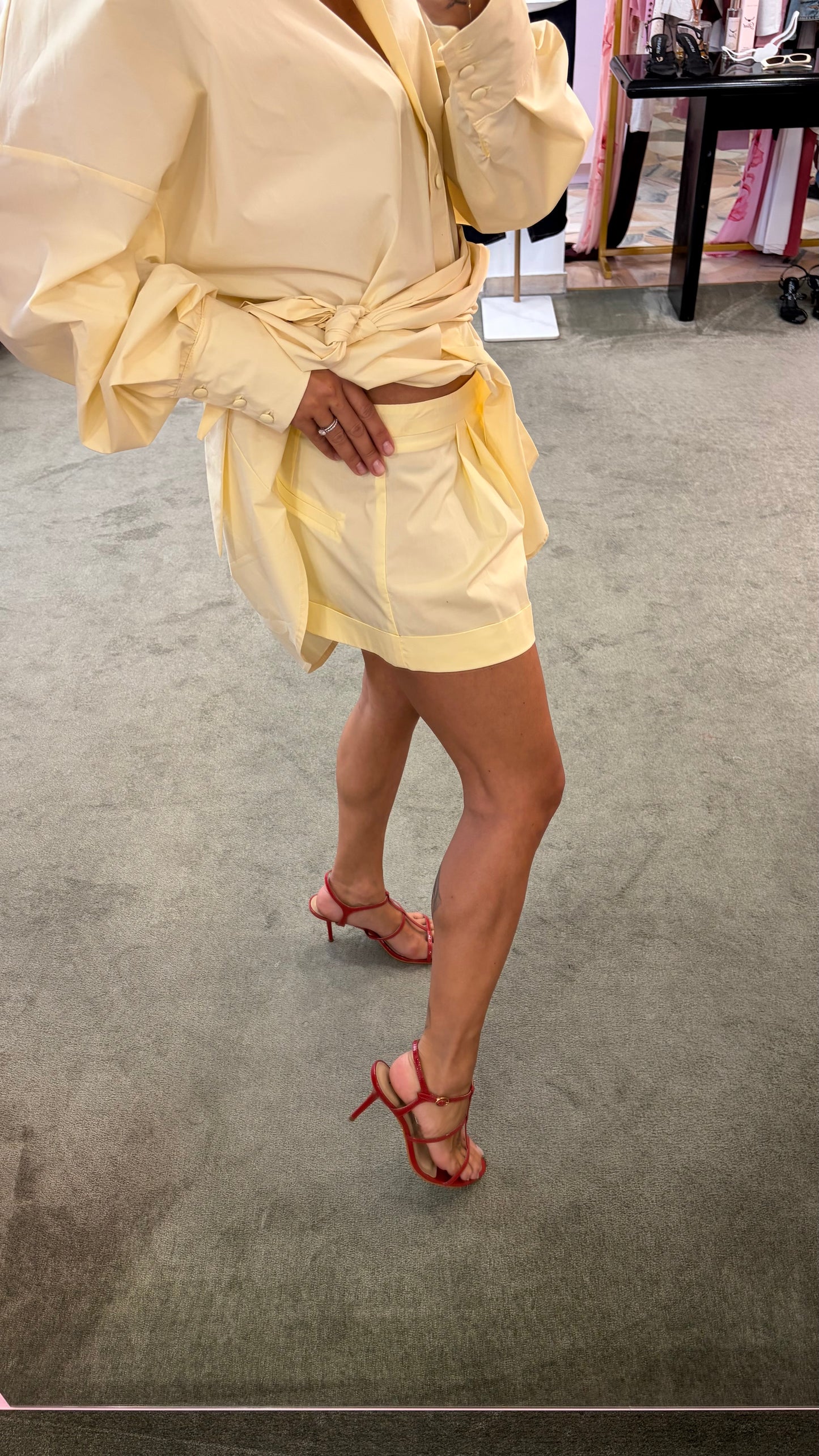 Shorts giallo in cotone ks