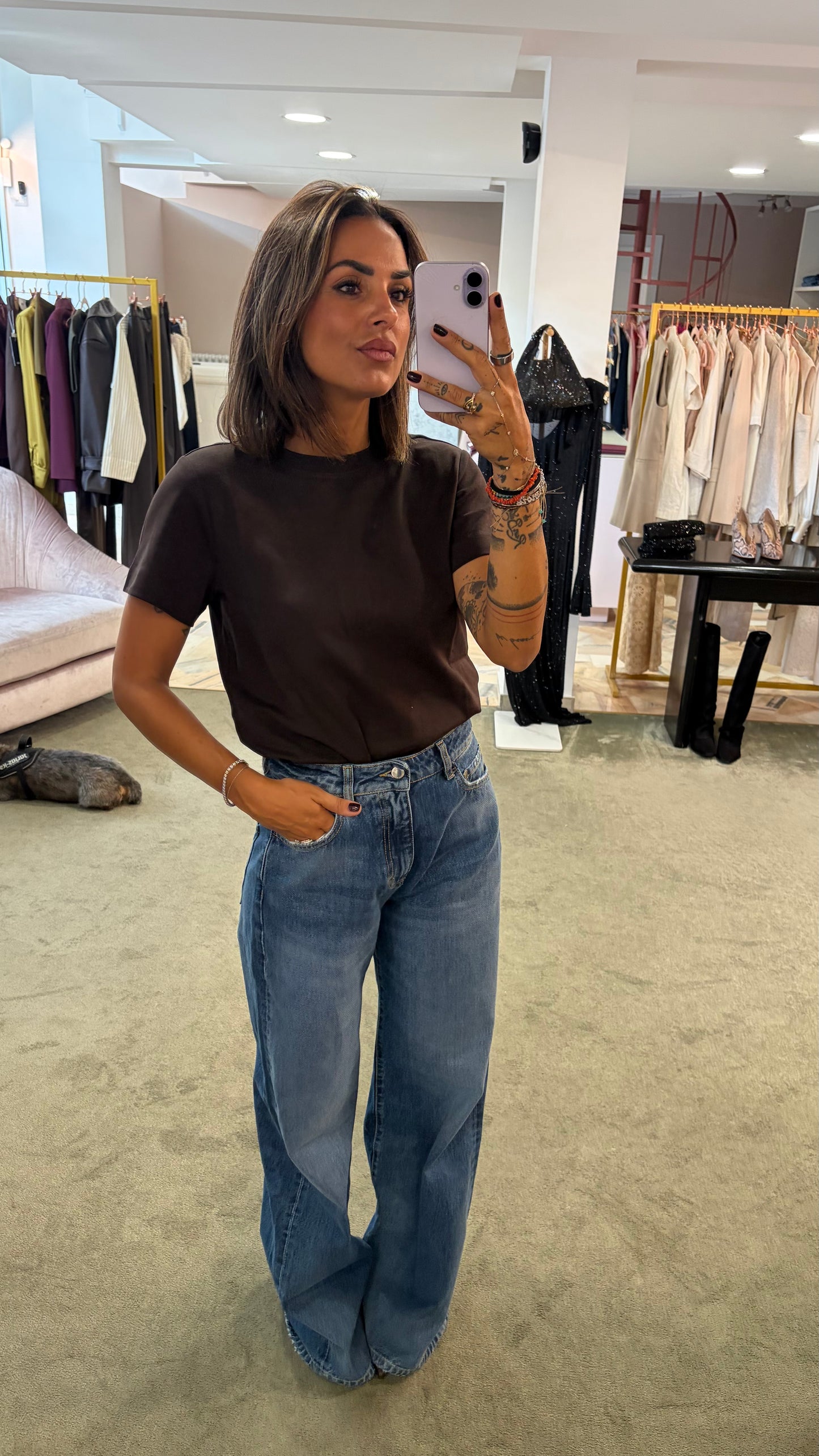 T-shirt regular naima marrone aw