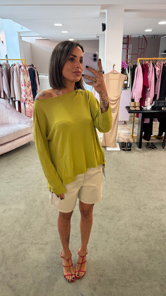 Maglia verde pistacchio scollo a barca fy