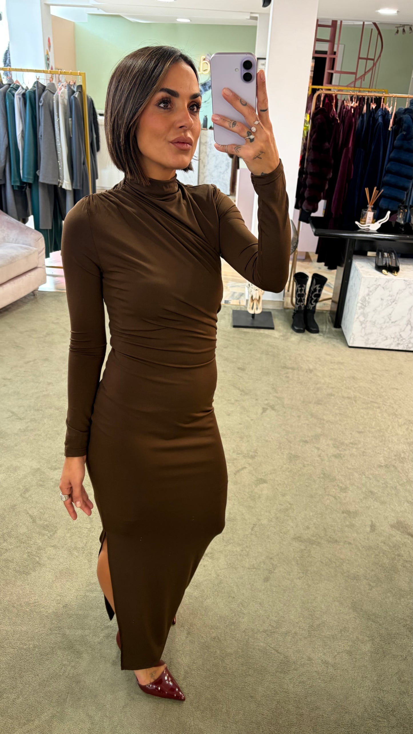 Abito lupetto tubino moka con arricciature gl