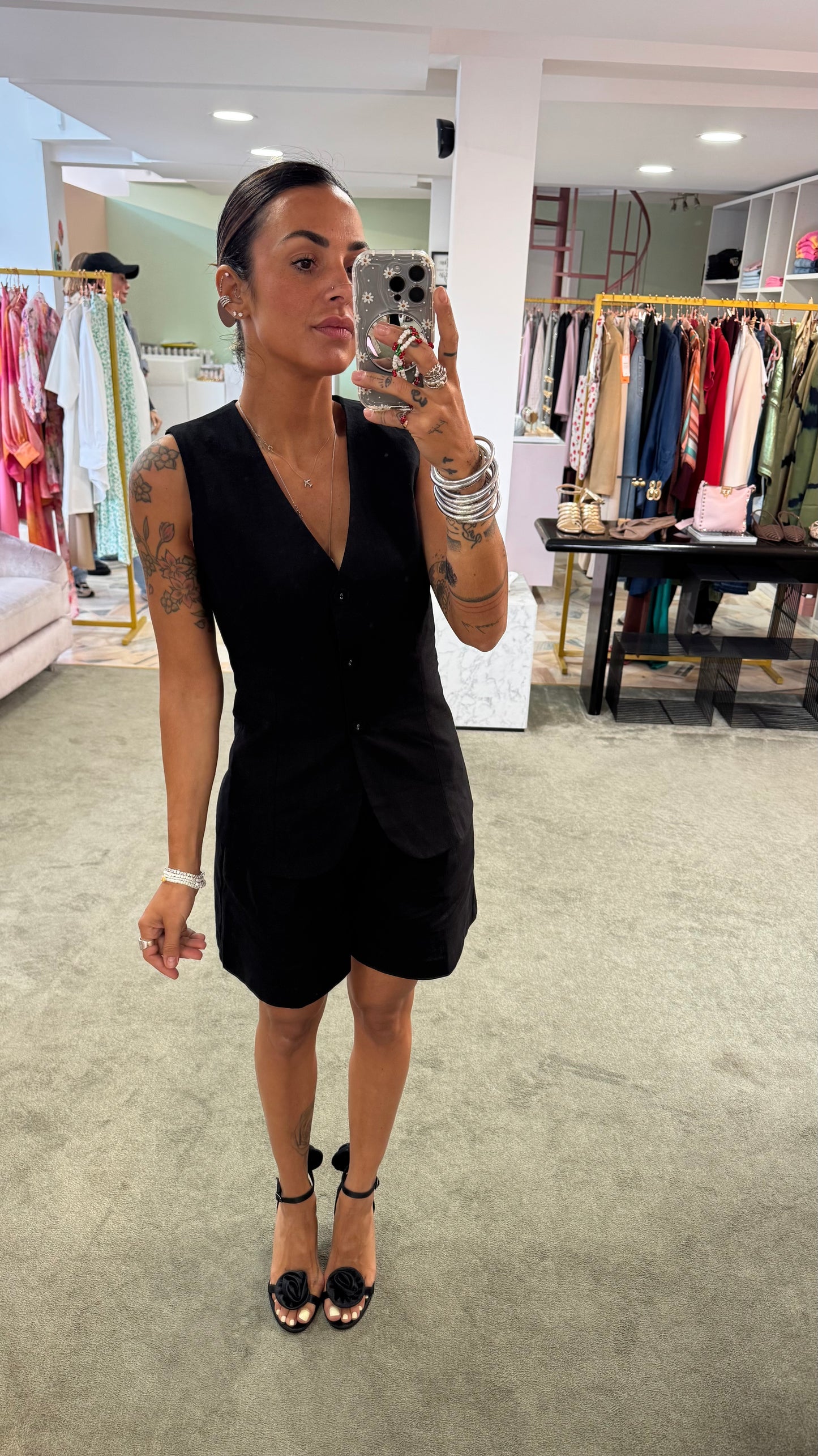 Set completo gilet e shorts nero ep