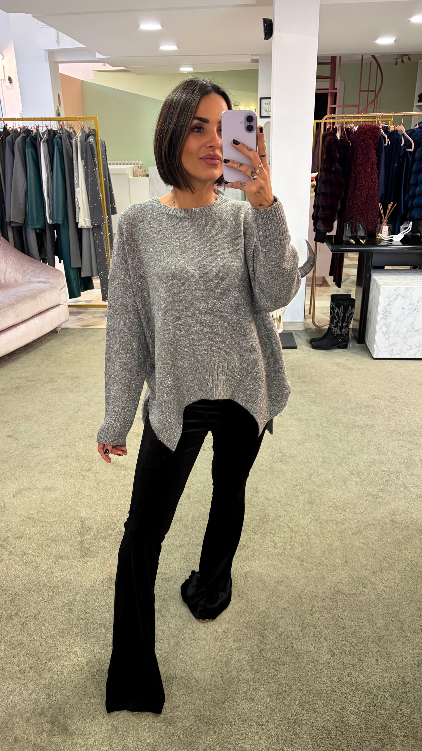 Maglione over grigio con micropaillettes bj