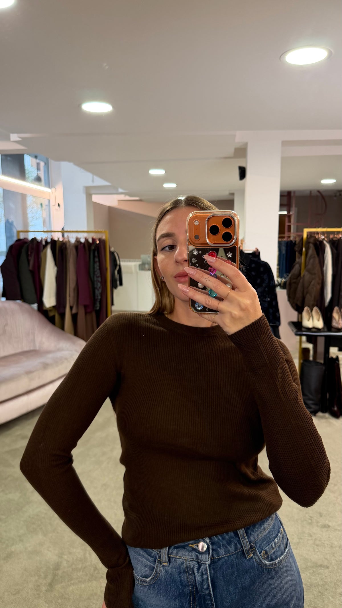 Maglione girocollo marrone testa di moro a costine tk