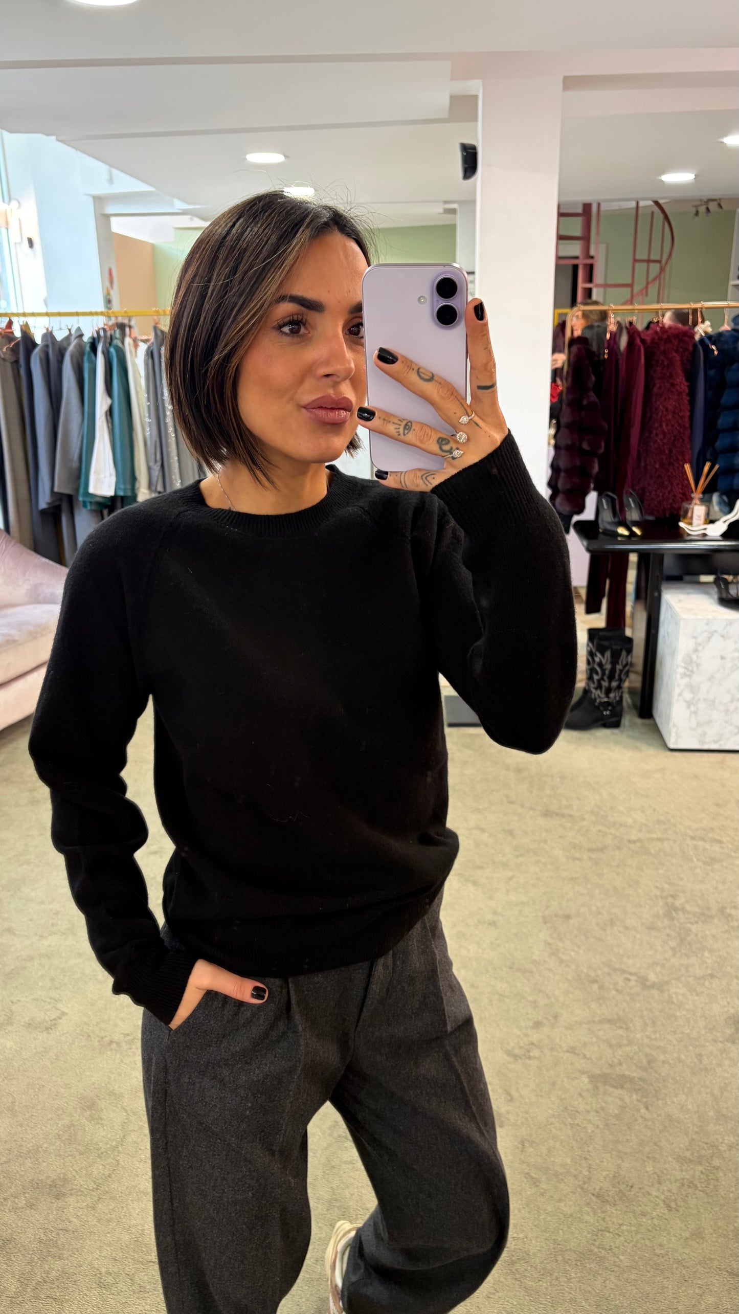 Maglione girocollo nero manica raglan fr