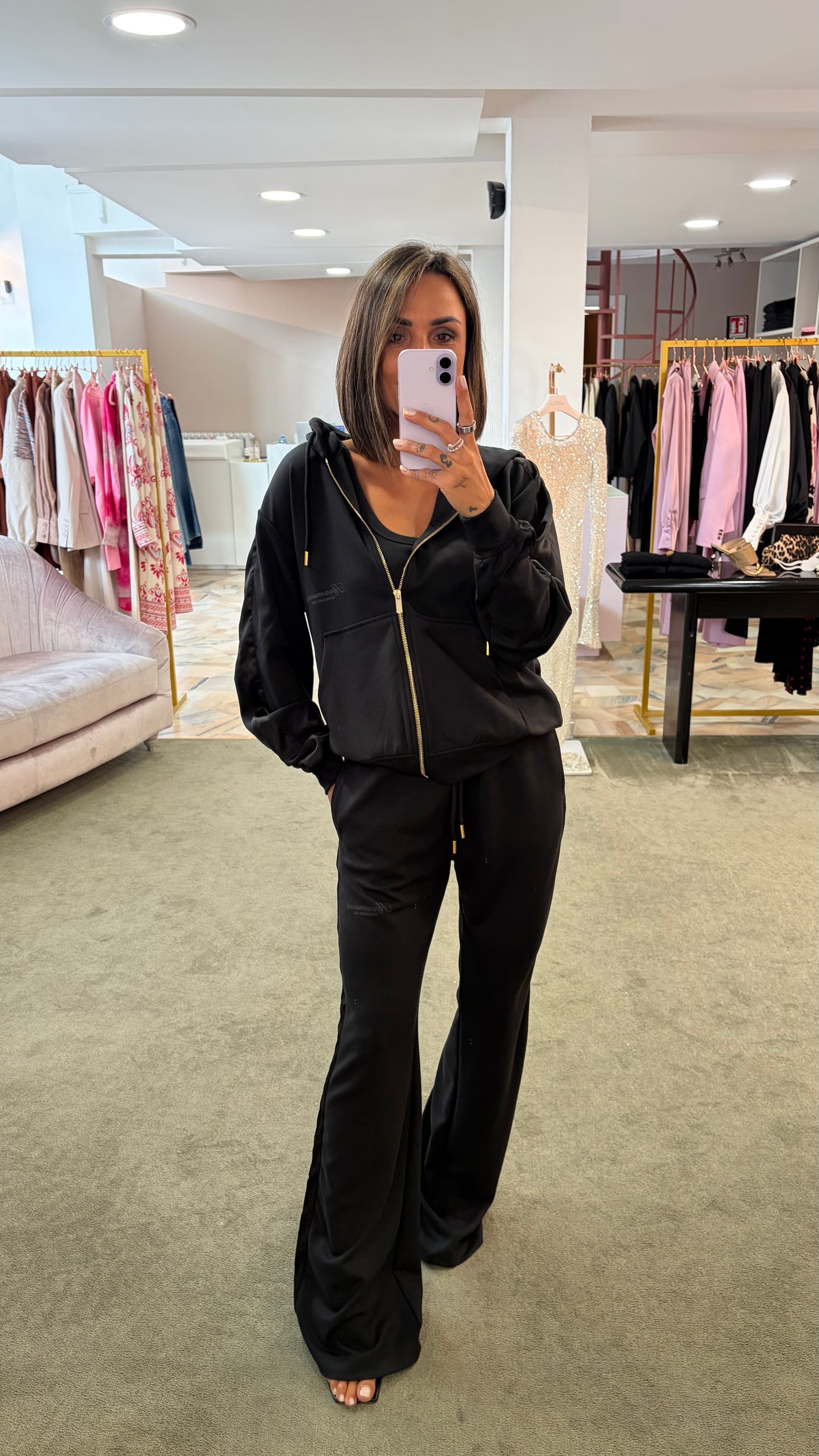 Felpa elegant nera con cappuccio e inserti in raso Hinnominate