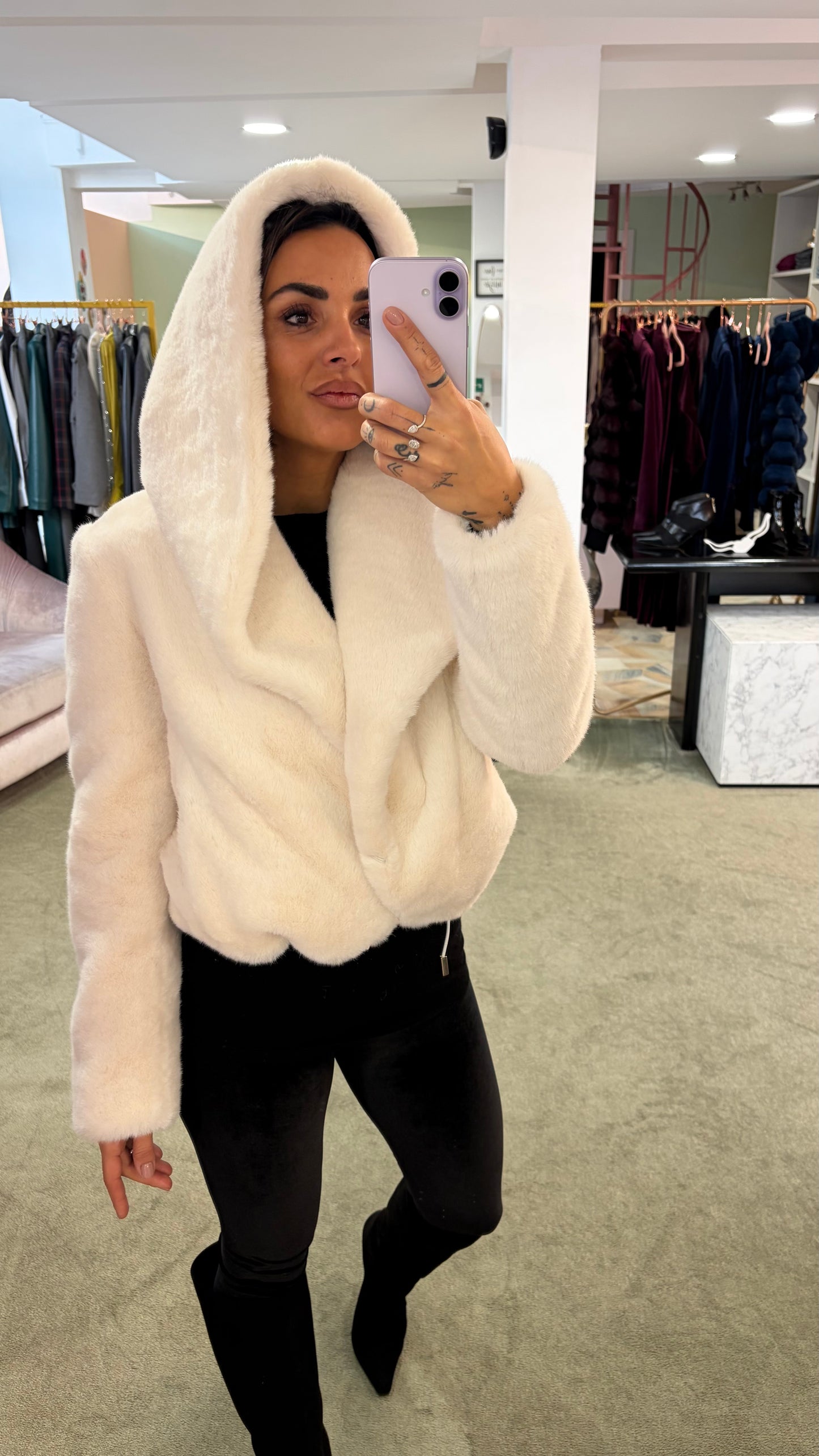 Pelliccia eco visone bianca luxury con cappuccio ys