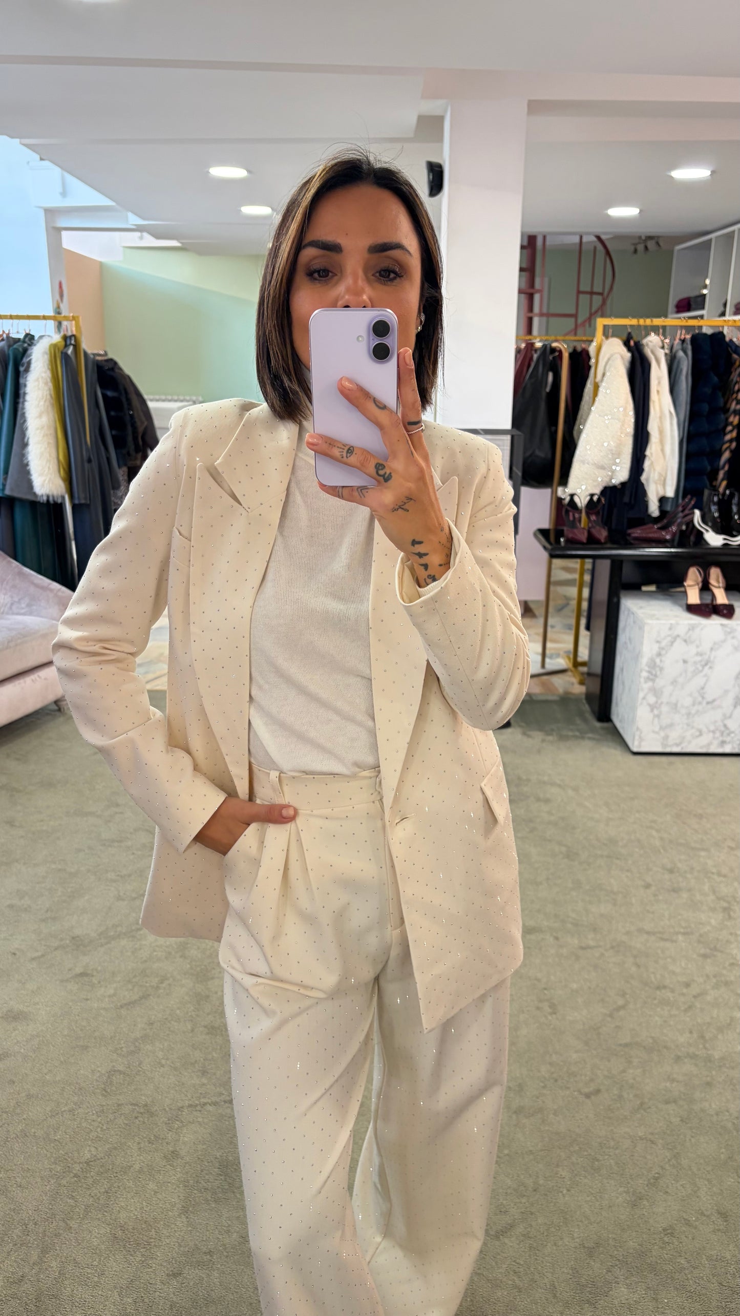 Pantaloni crema in raso crystal wide leg Actualee