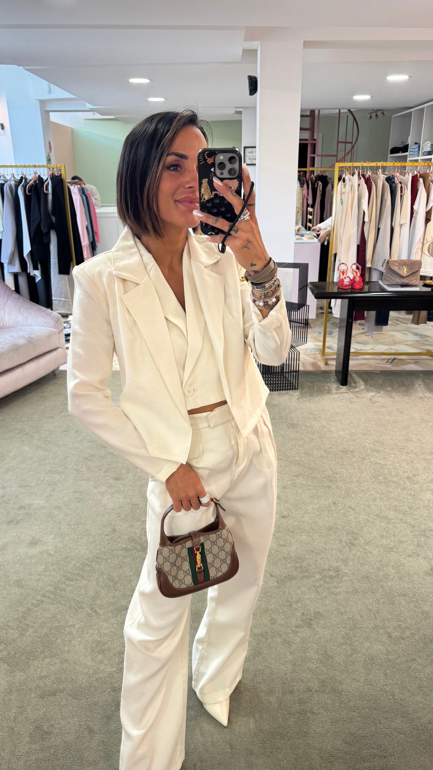 Pantaloni bianco burro wide leg ay