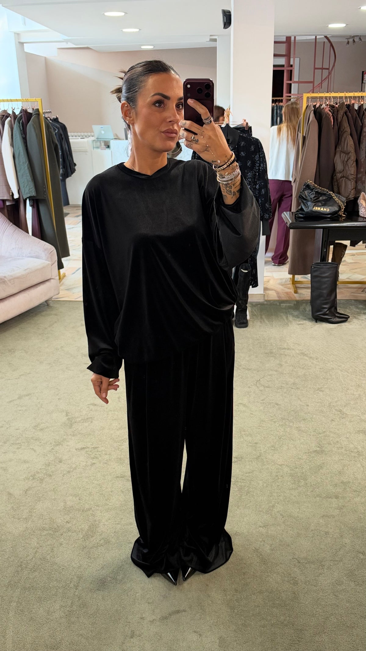 Pantaloni neri dritti in velluto Don't@Me