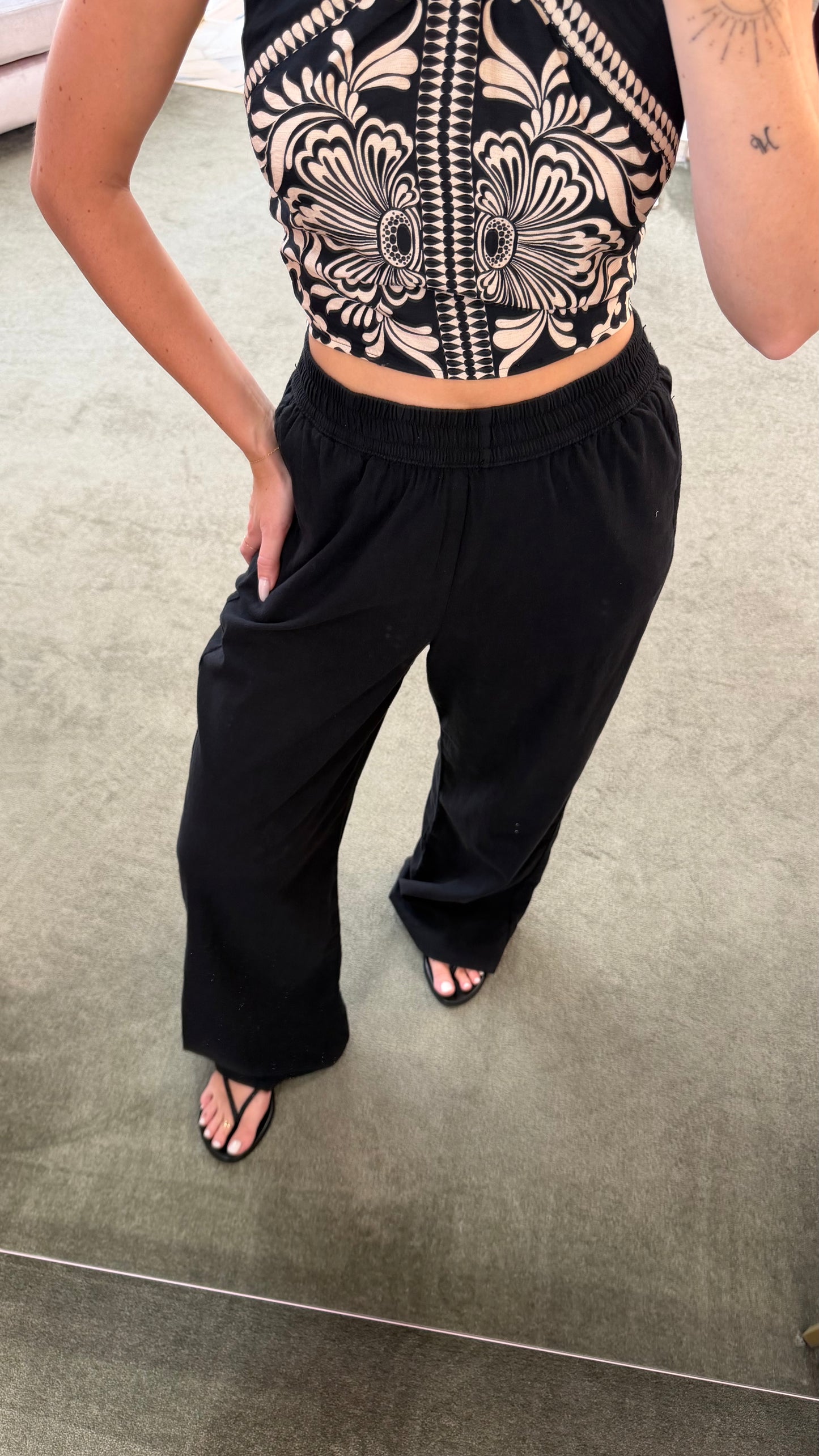 Pantaloni ella neri con elastico jx