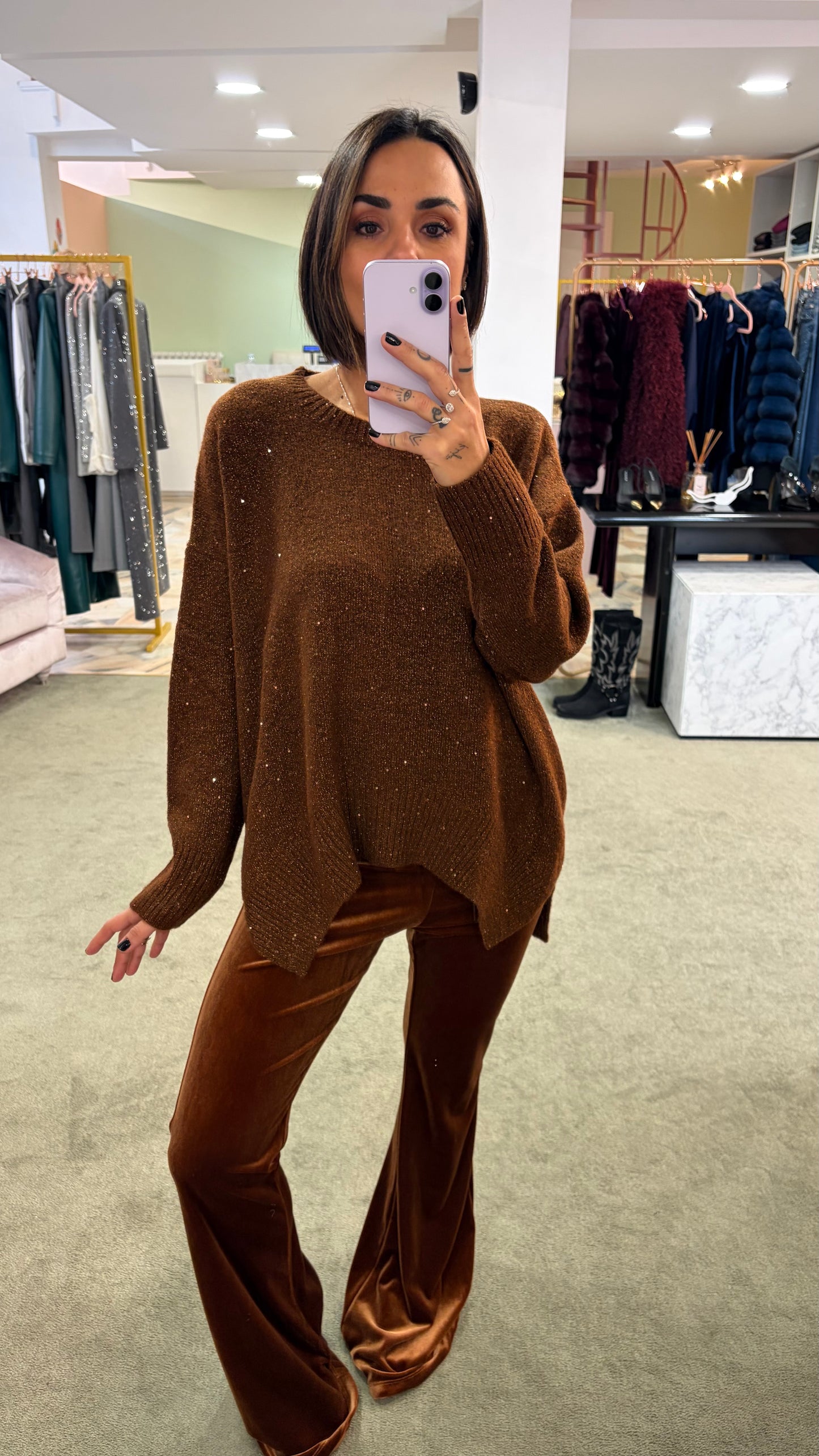 Maglione over marrone con micropaillettes bj