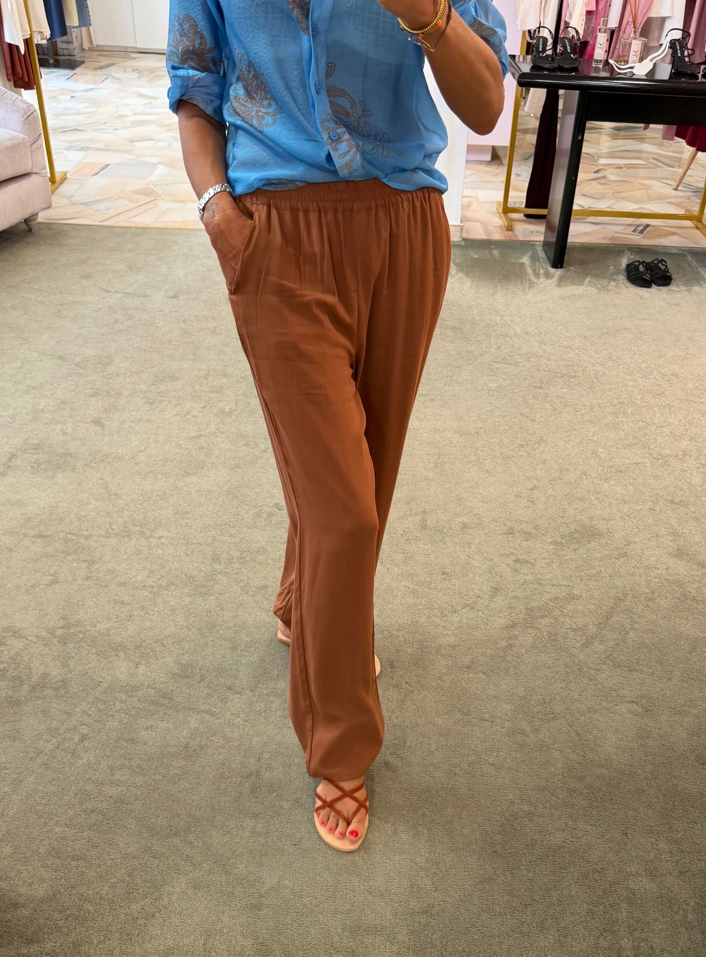 Pantaloni radia mattone in viscosa con elastico in vita sy