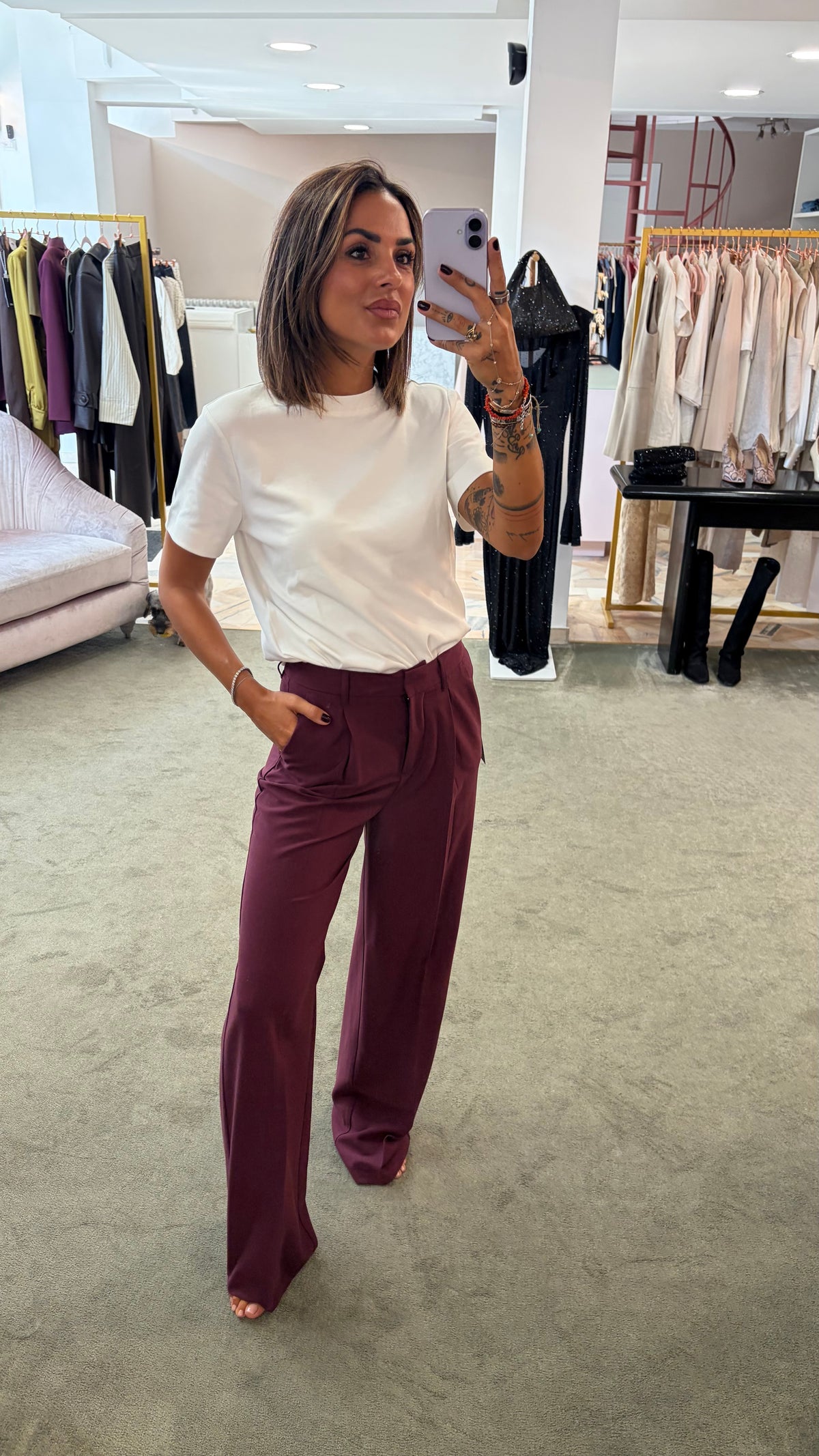 Pantaloni bordeaux ellis con pences wide leg jx