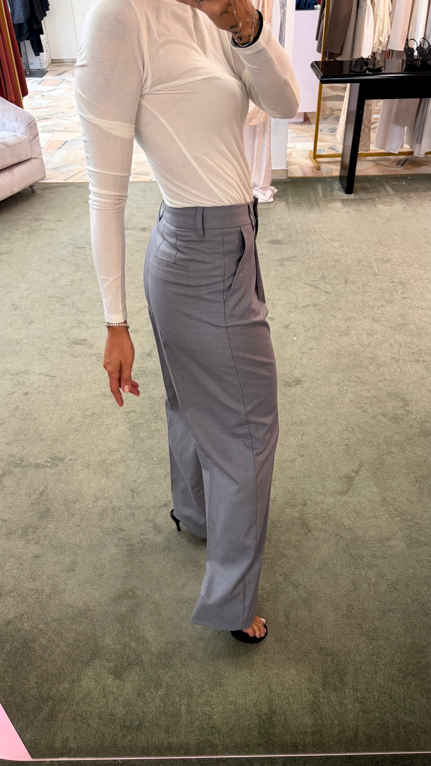 Pantaloni grigio ellis con pences wide leg jx