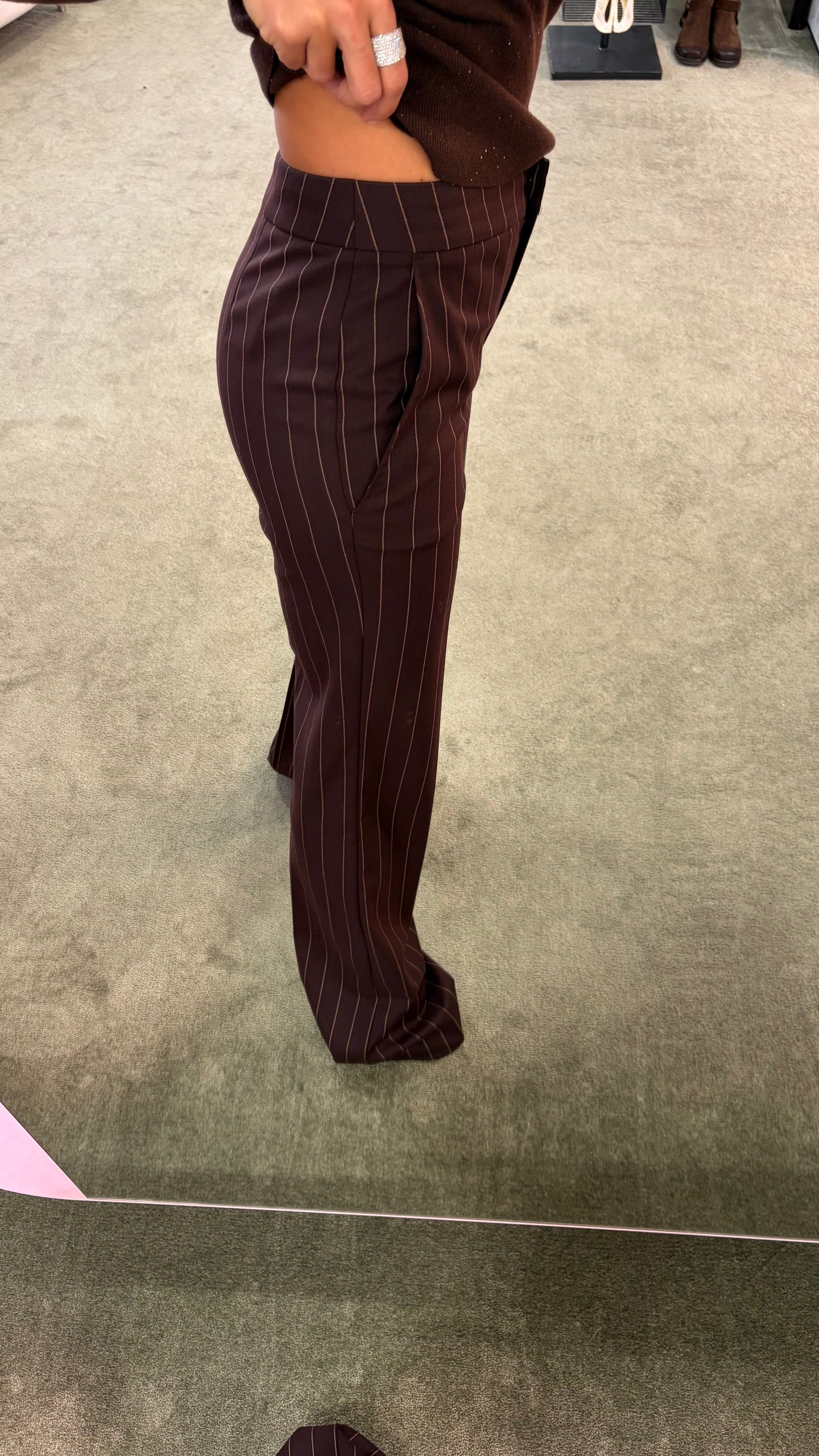 Pantaloni marroni gessati MAR DE MARGARITAS